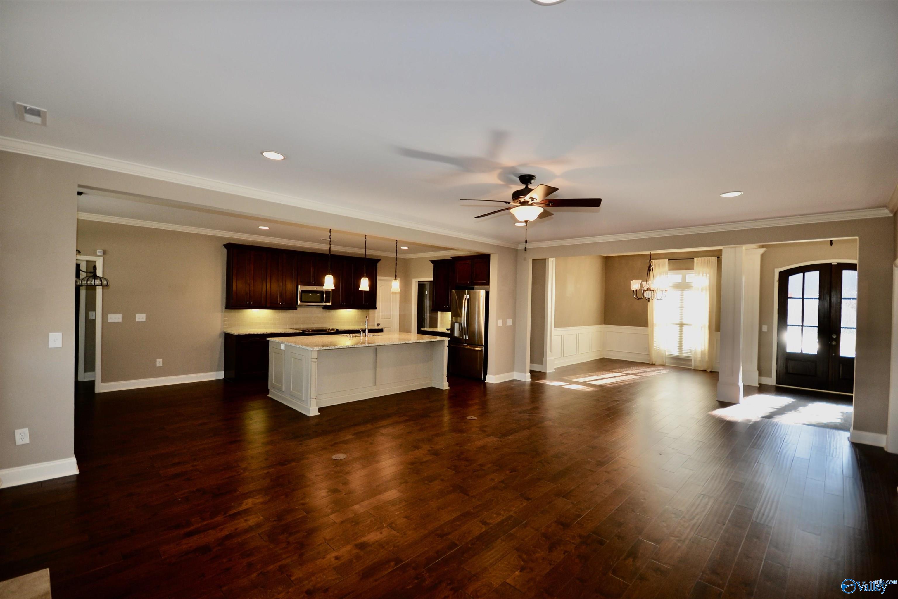 231 Trailing Creek Road NW