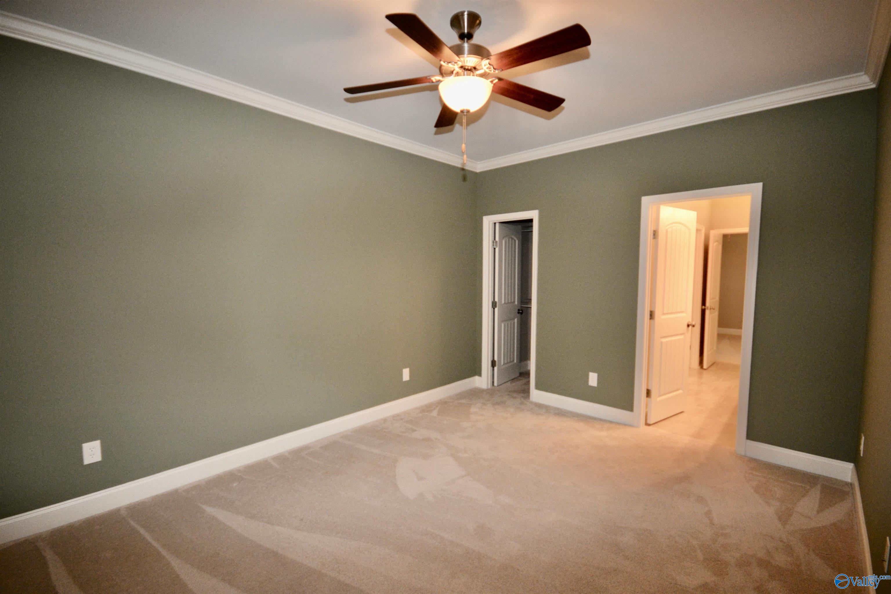 231 Trailing Creek Road NW