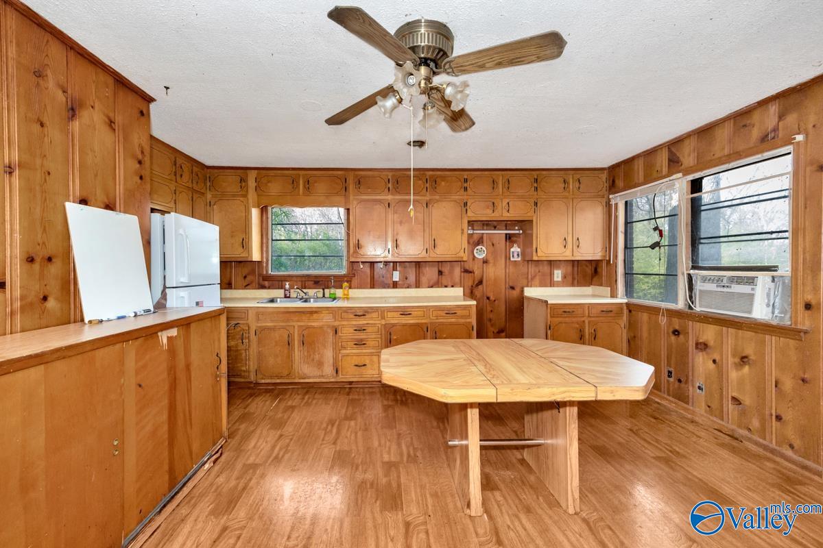 233 Gooch Lane