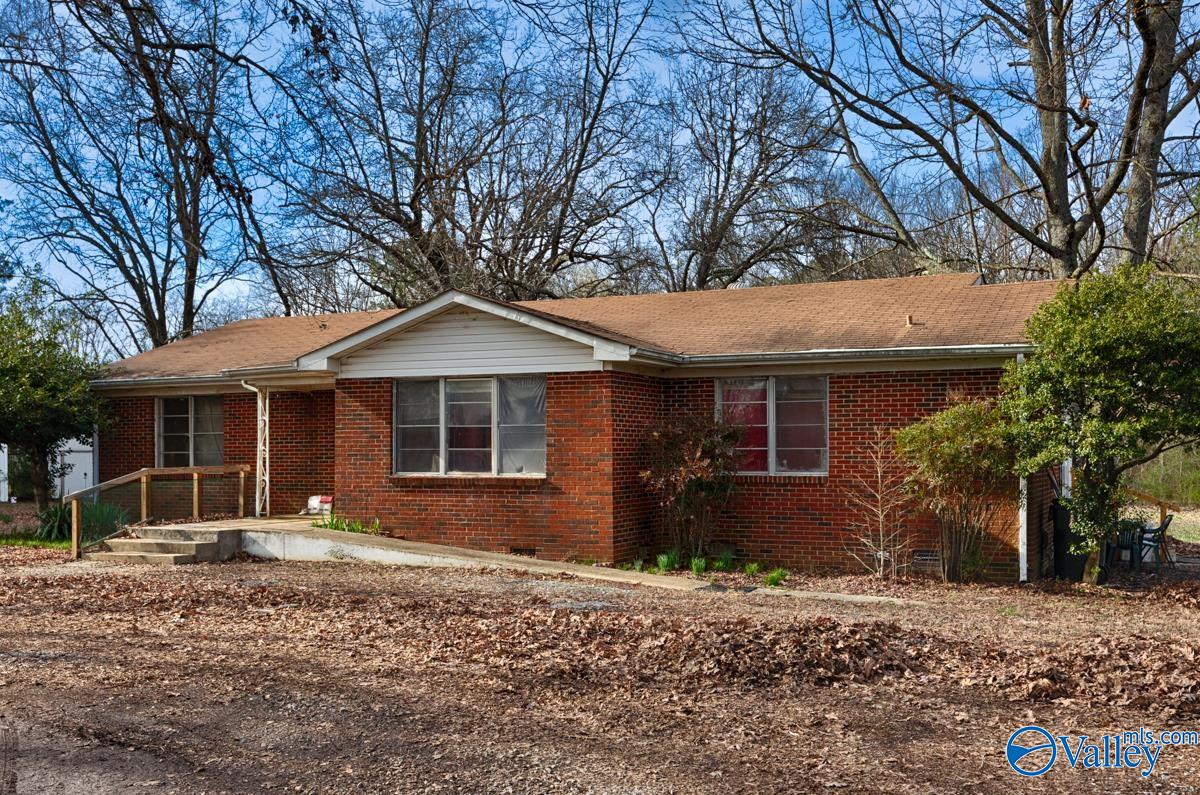233 Gooch Lane