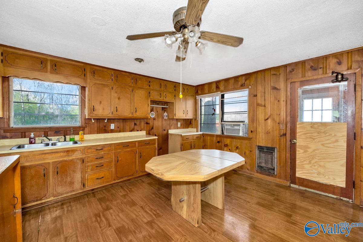 233 Gooch Lane