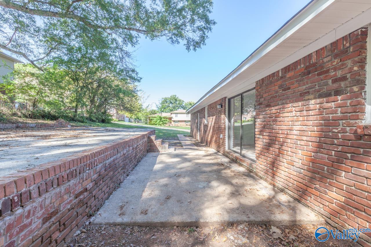 8800 Bridlewood Drive