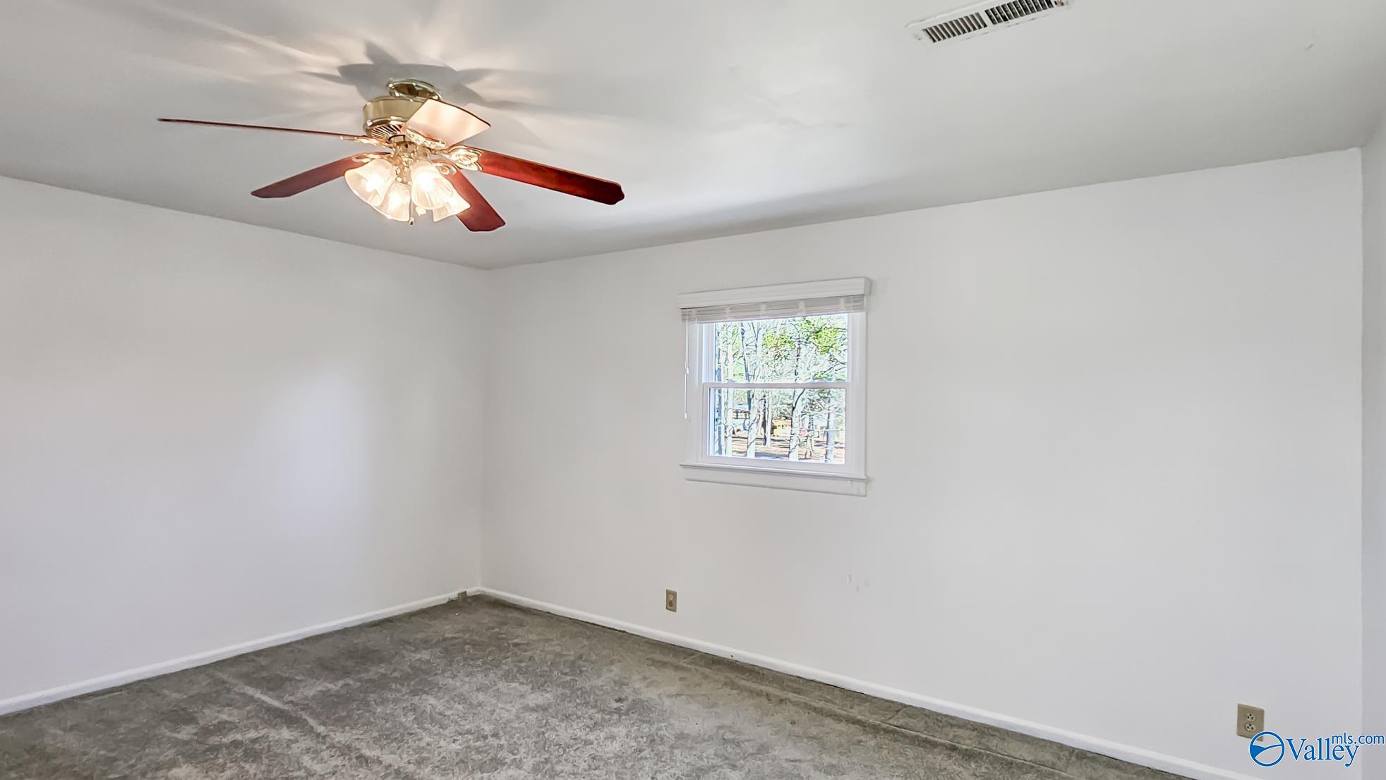 2423 Old Hwy 431
