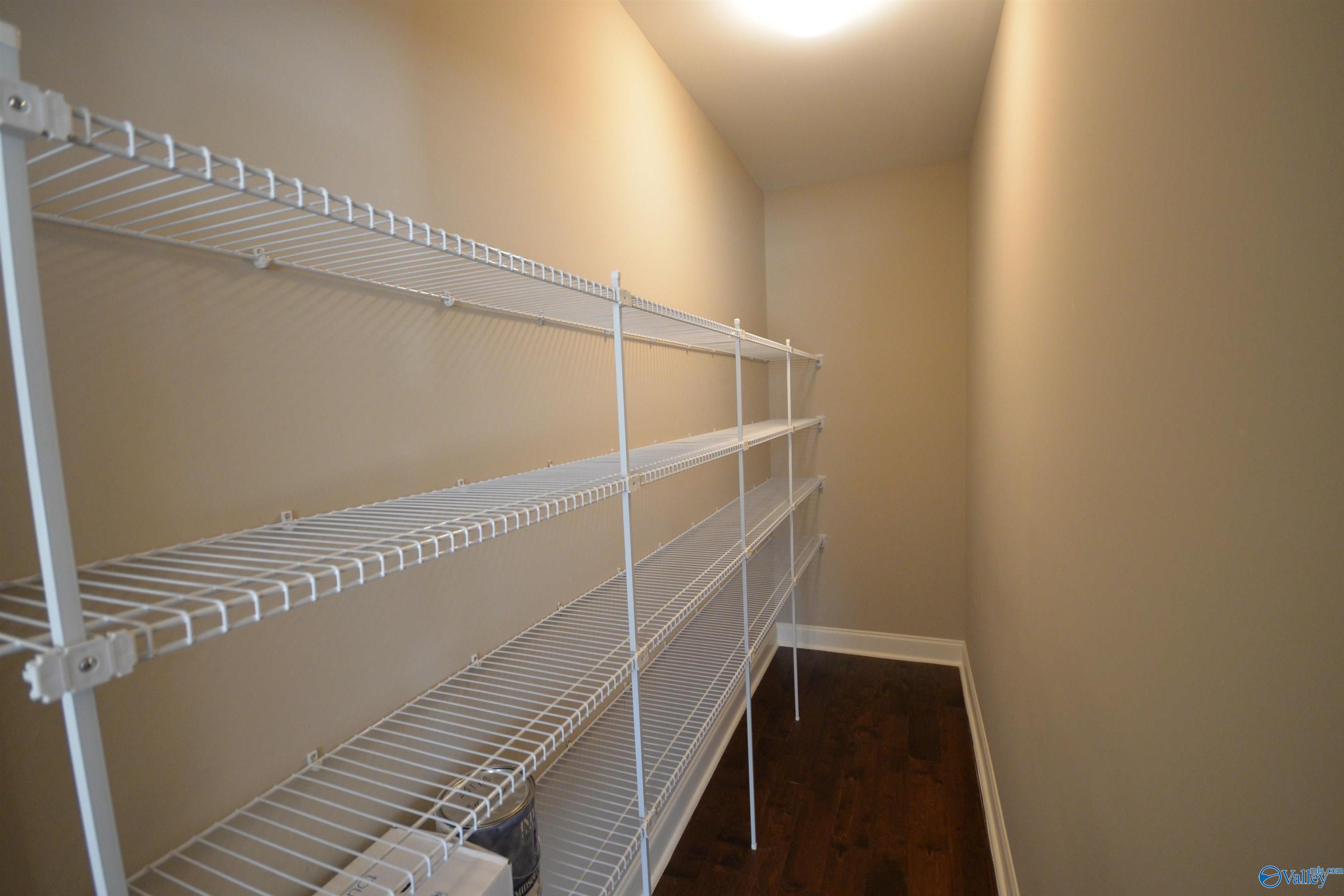 226 Trailing Creek Road NW