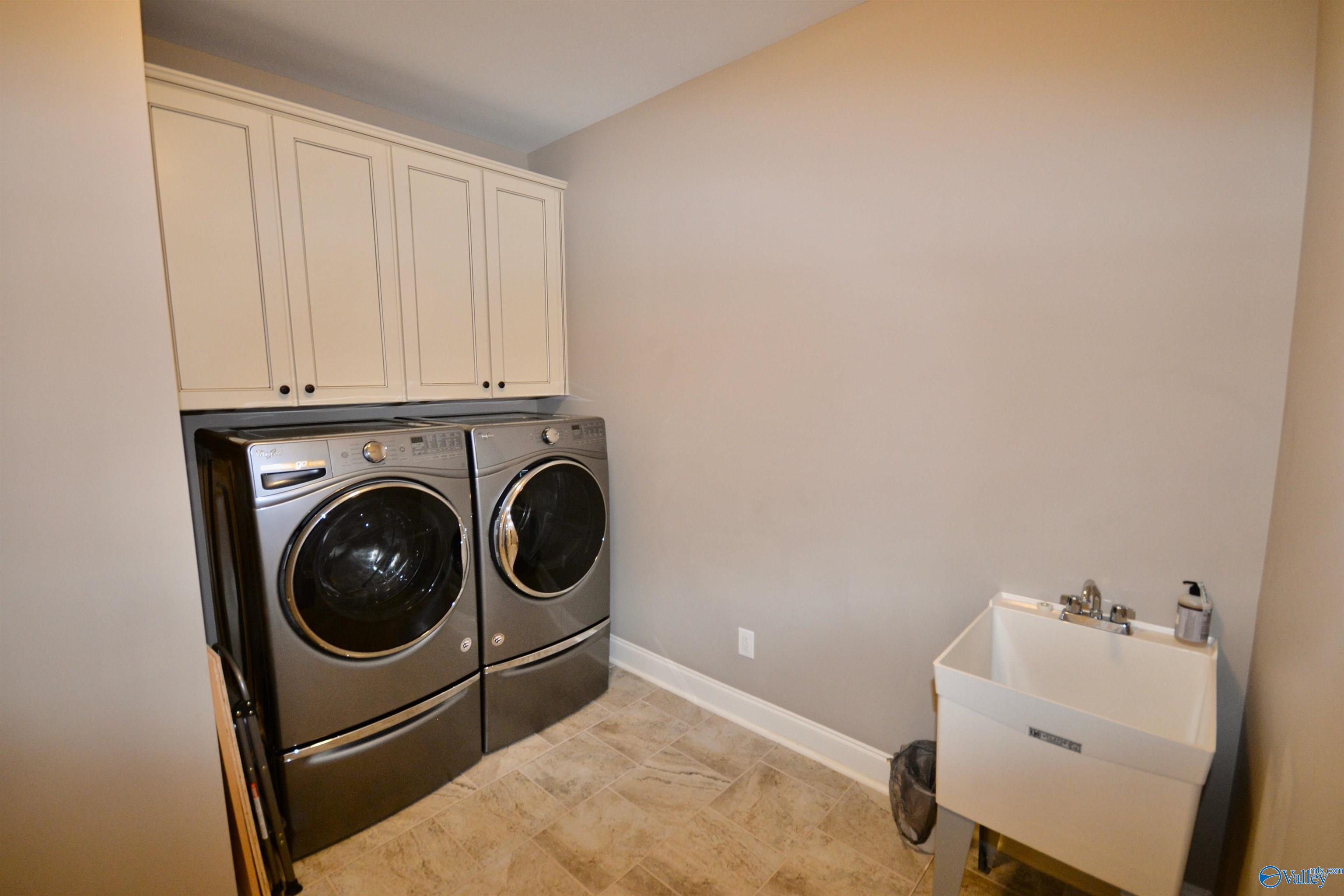 226 Trailing Creek Road NW