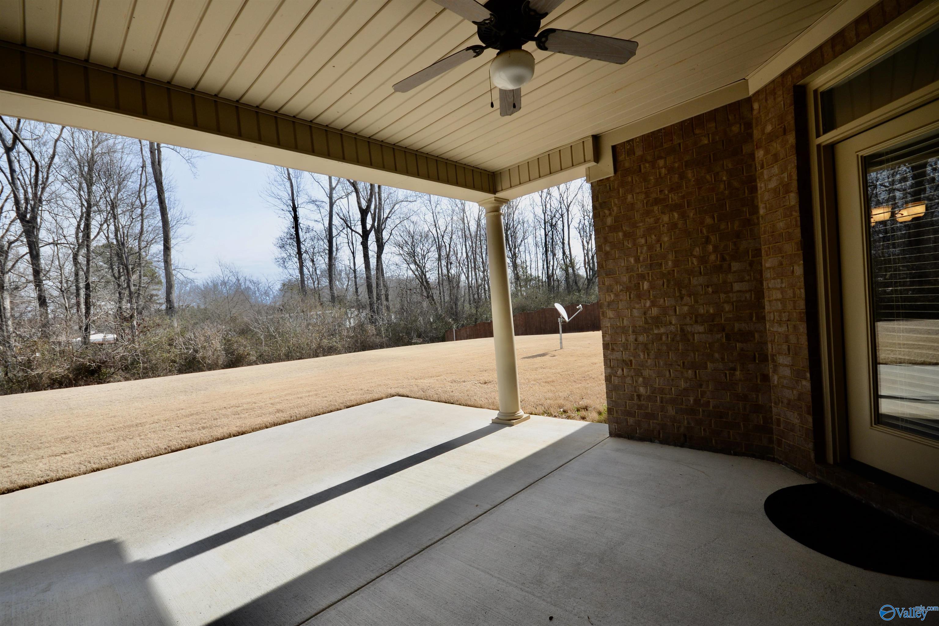 226 Trailing Creek Road NW