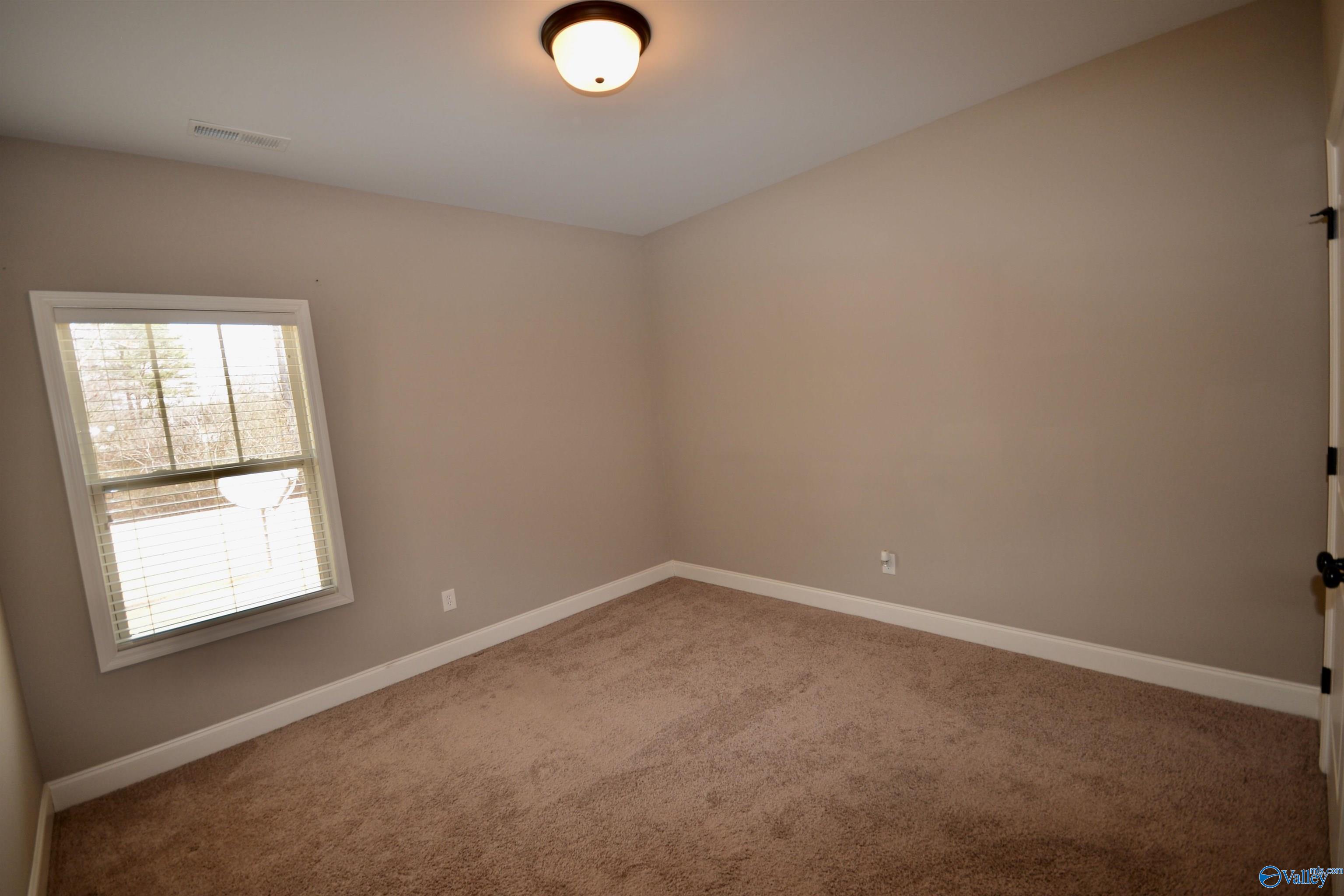 226 Trailing Creek Road NW