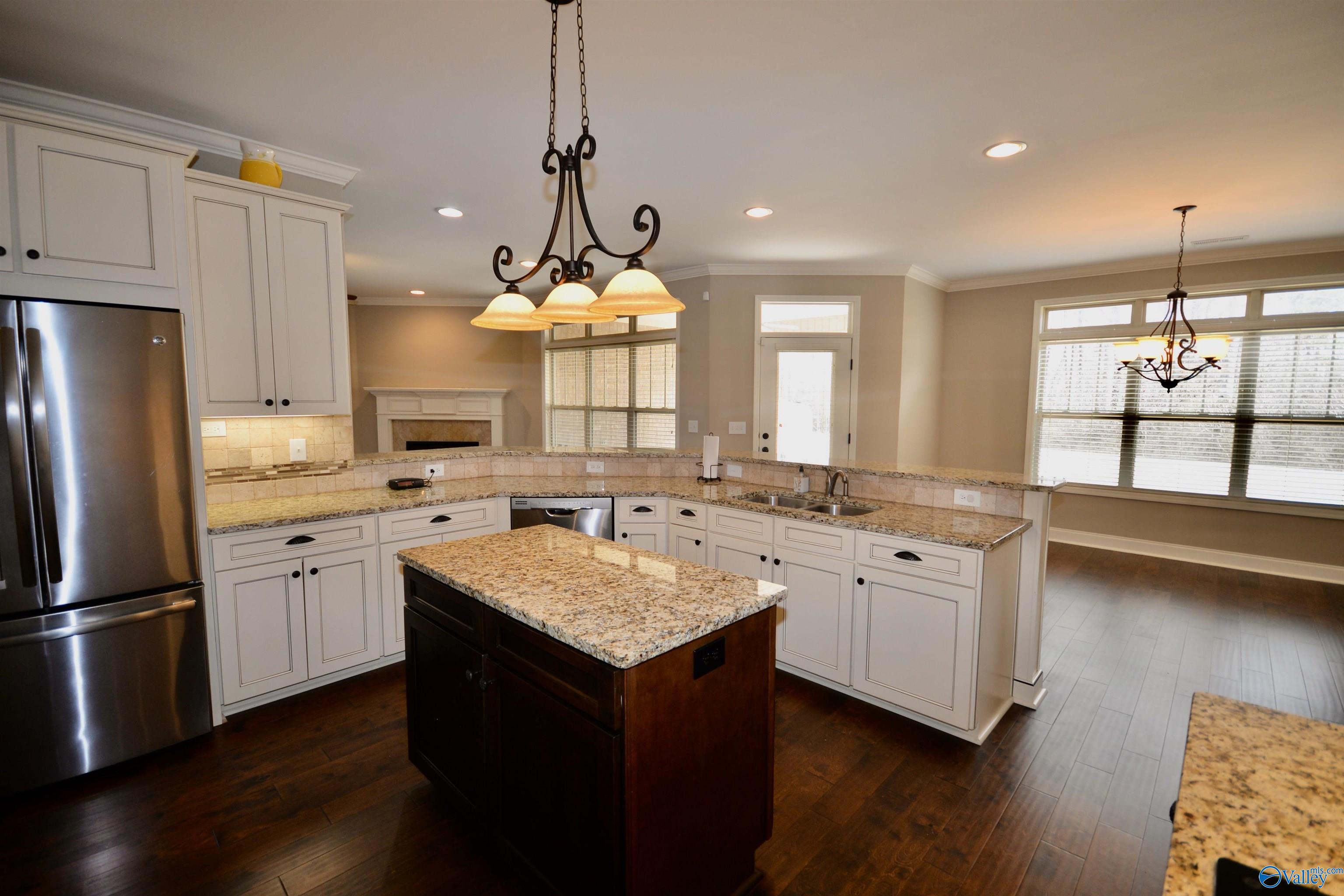 226 Trailing Creek Road NW