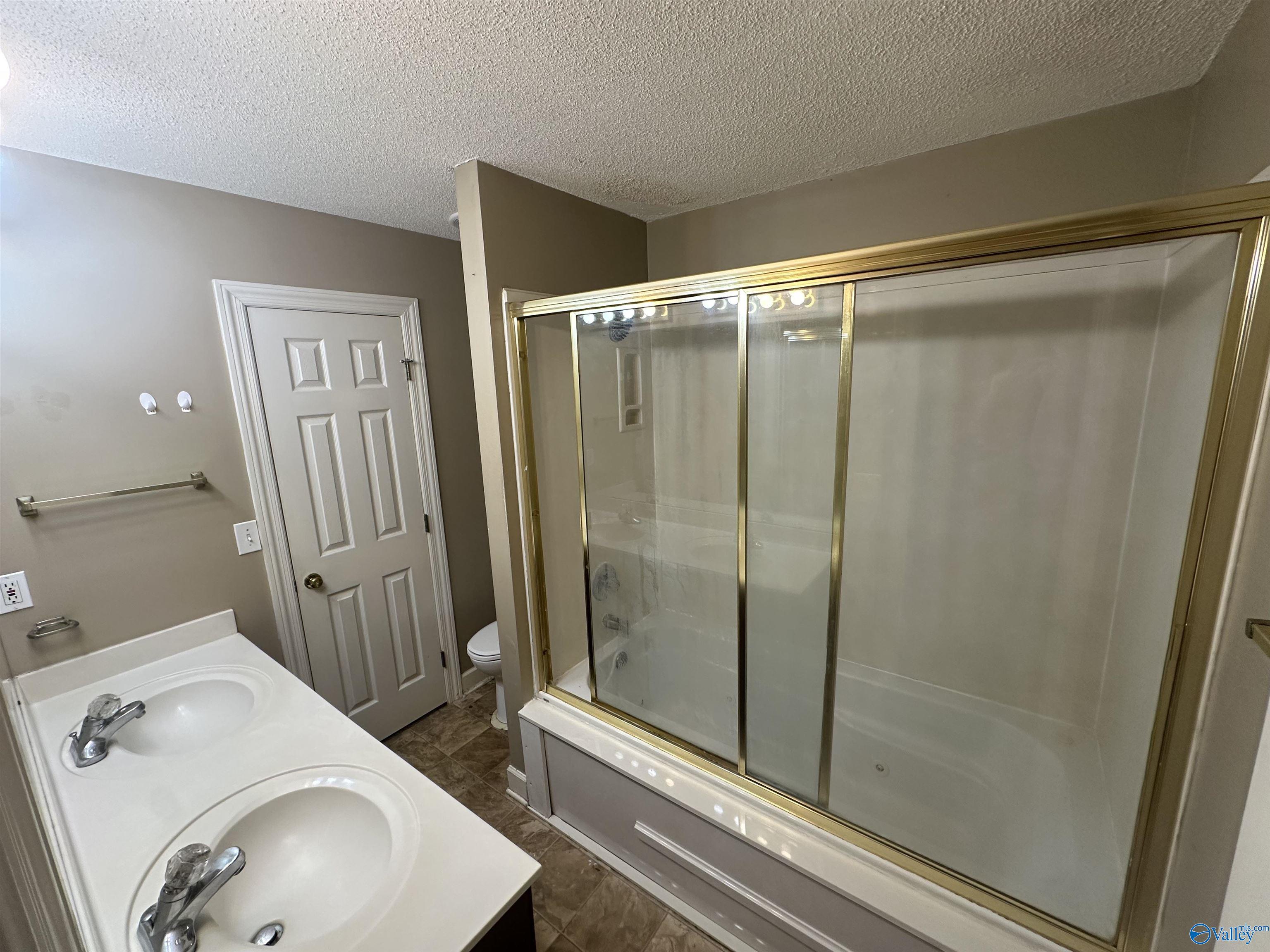 114 Silverleaf Drive