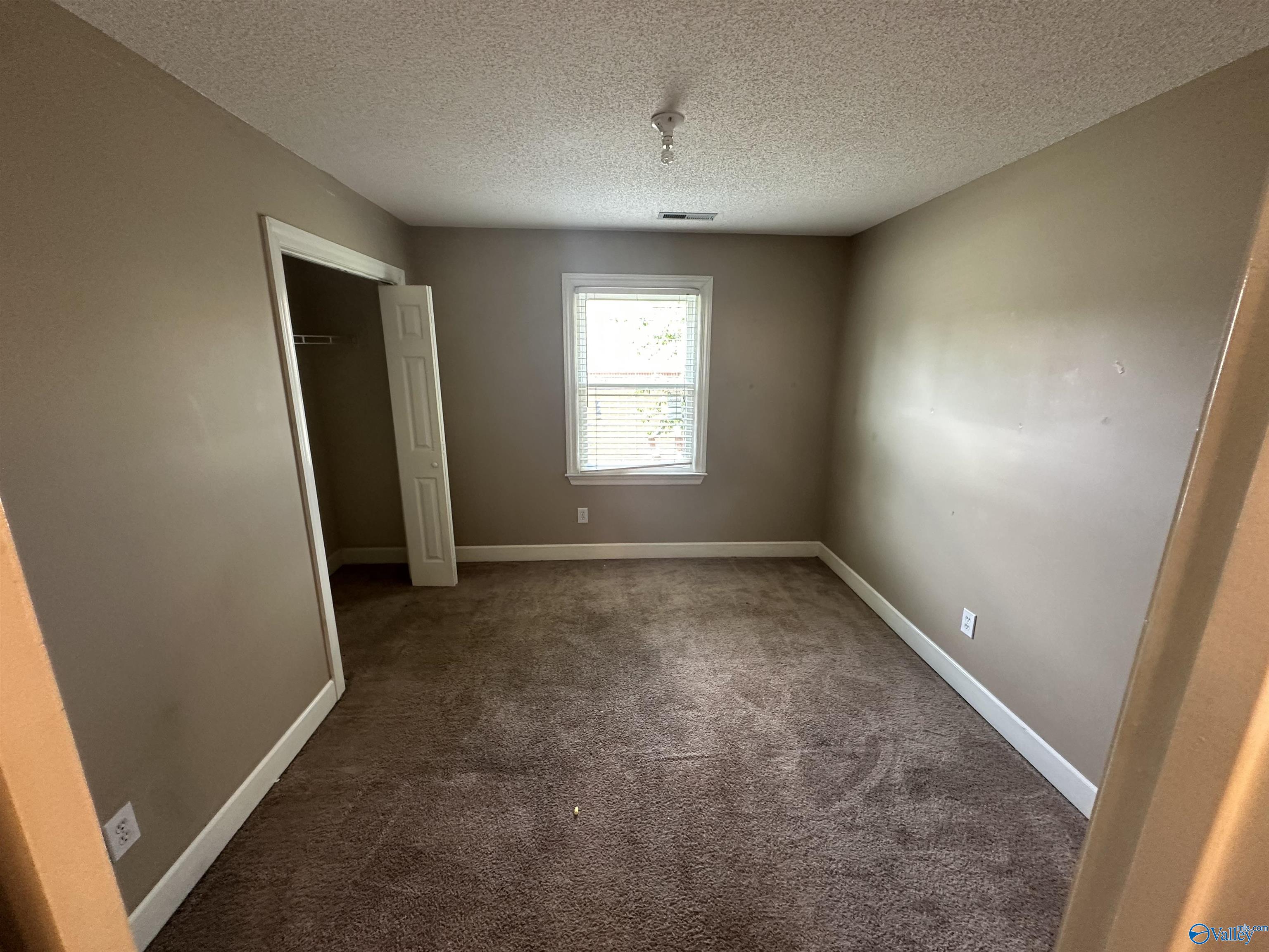 114 Silverleaf Drive
