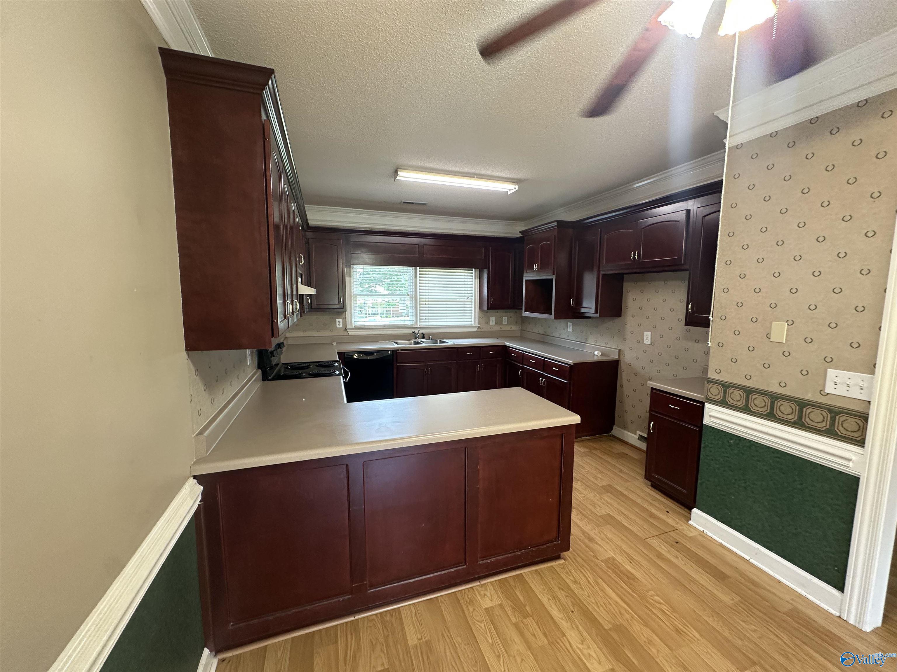 114 Silverleaf Drive