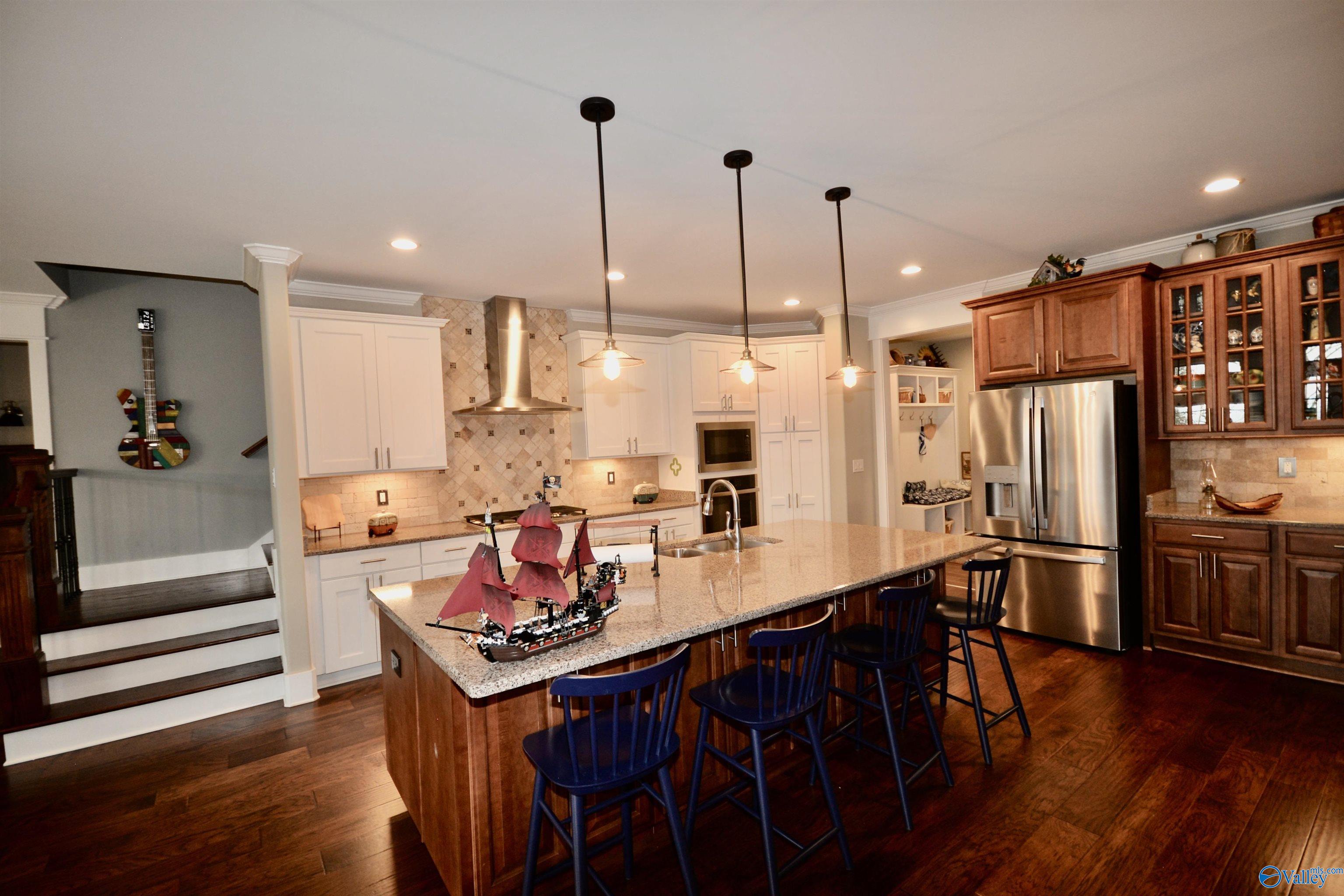 25 Ridge Bluff Circle SE