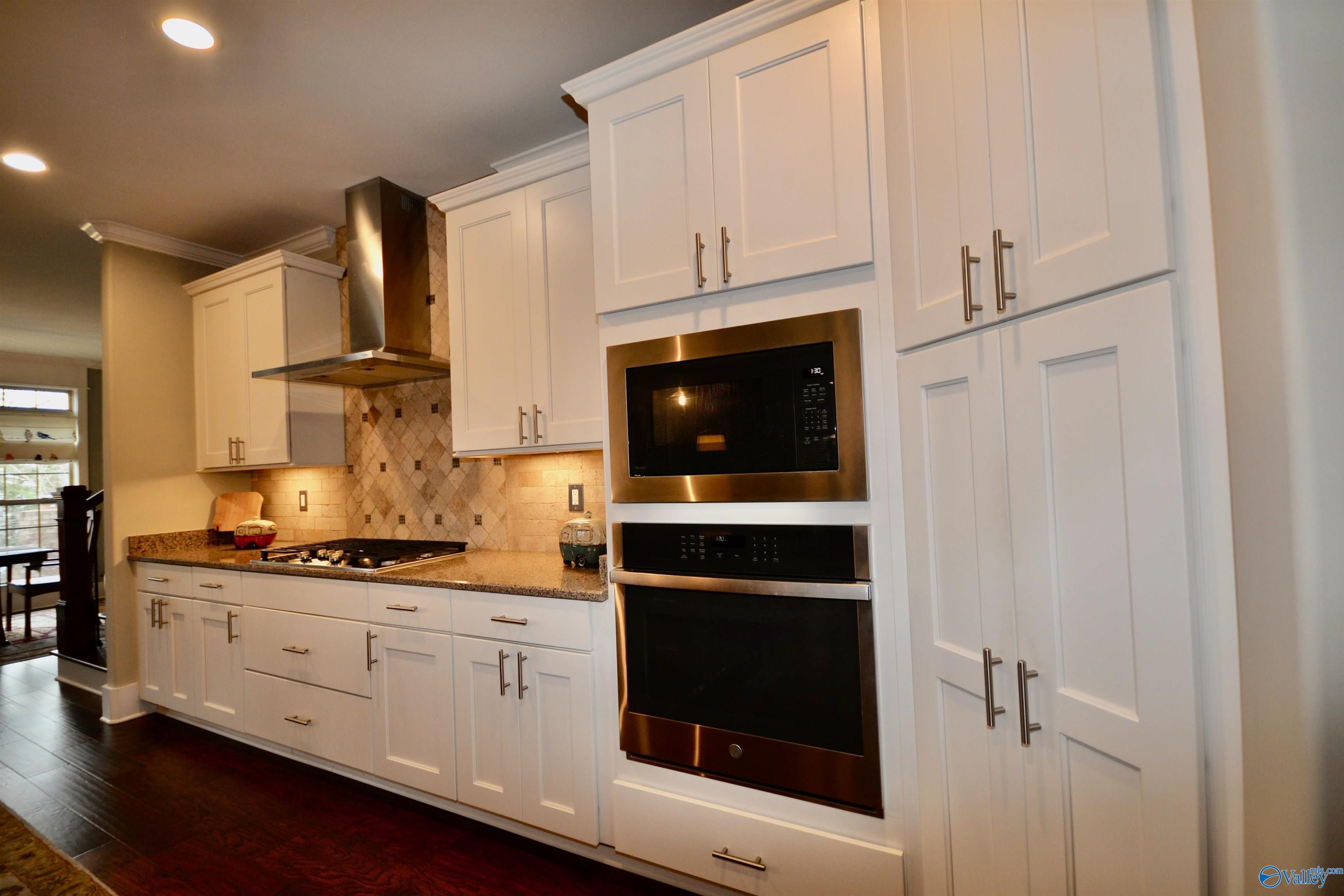 25 Ridge Bluff Circle SE