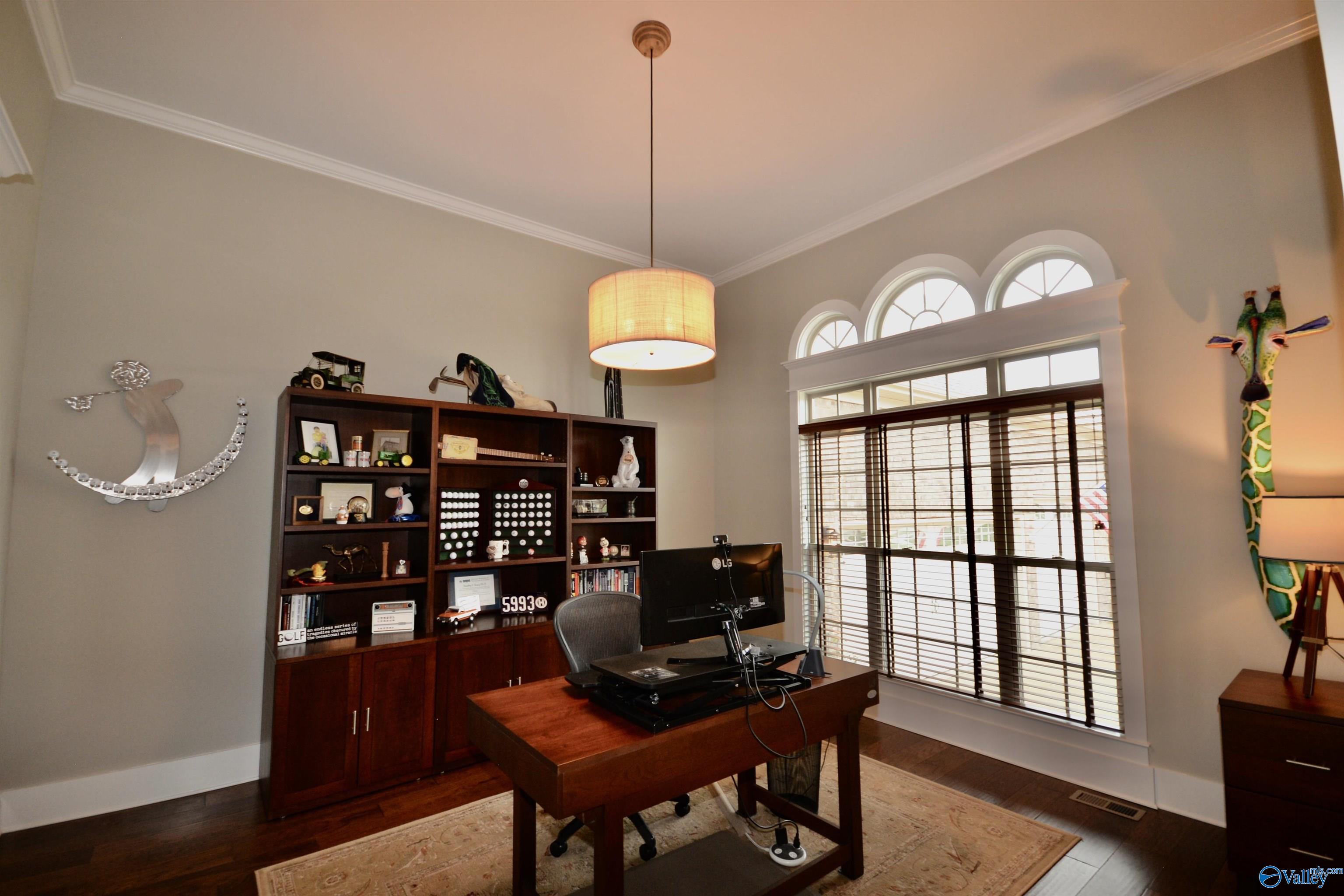 25 Ridge Bluff Circle SE