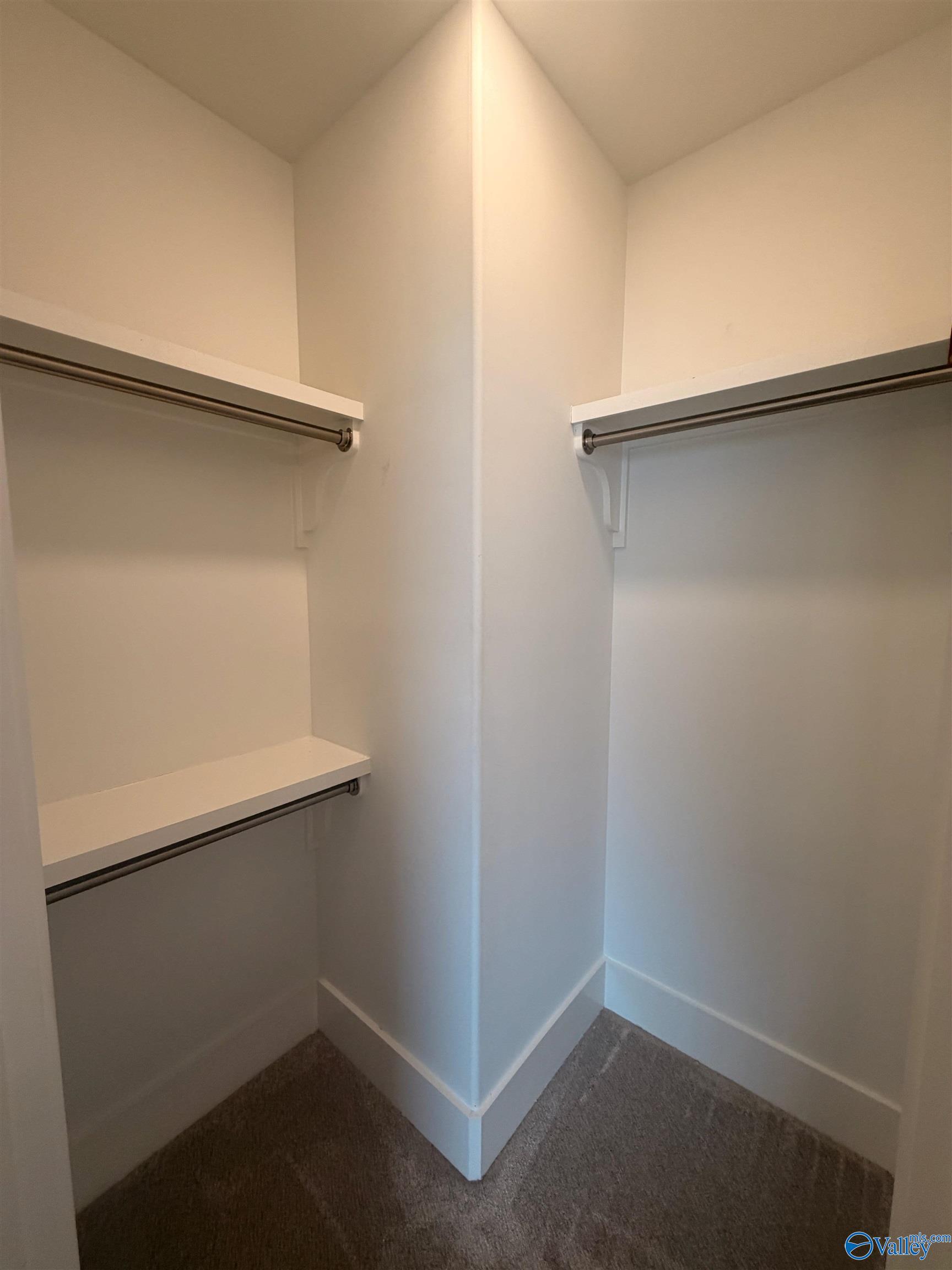 25 Ridge Bluff Circle SE