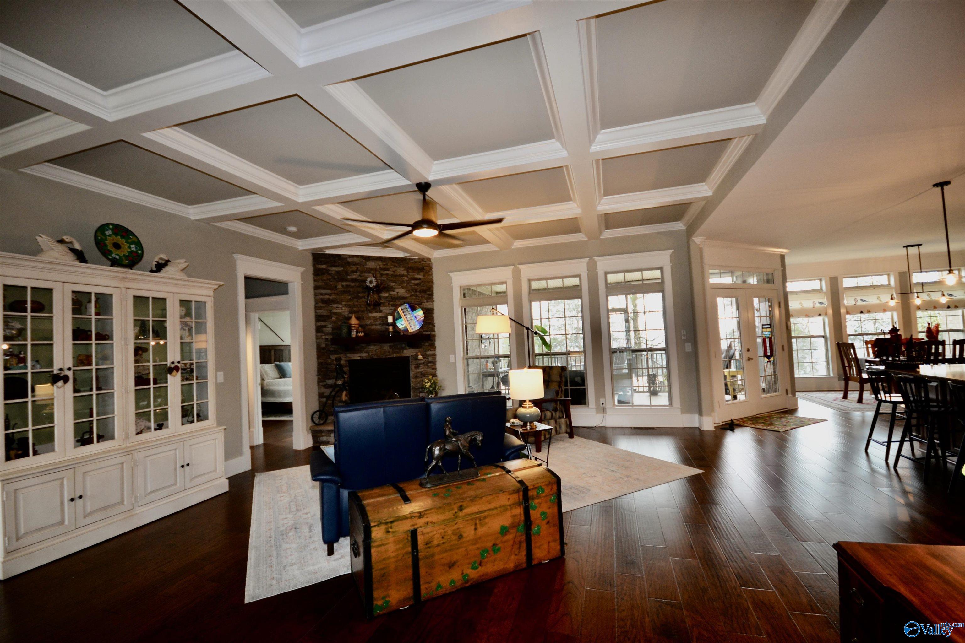 25 Ridge Bluff Circle SE