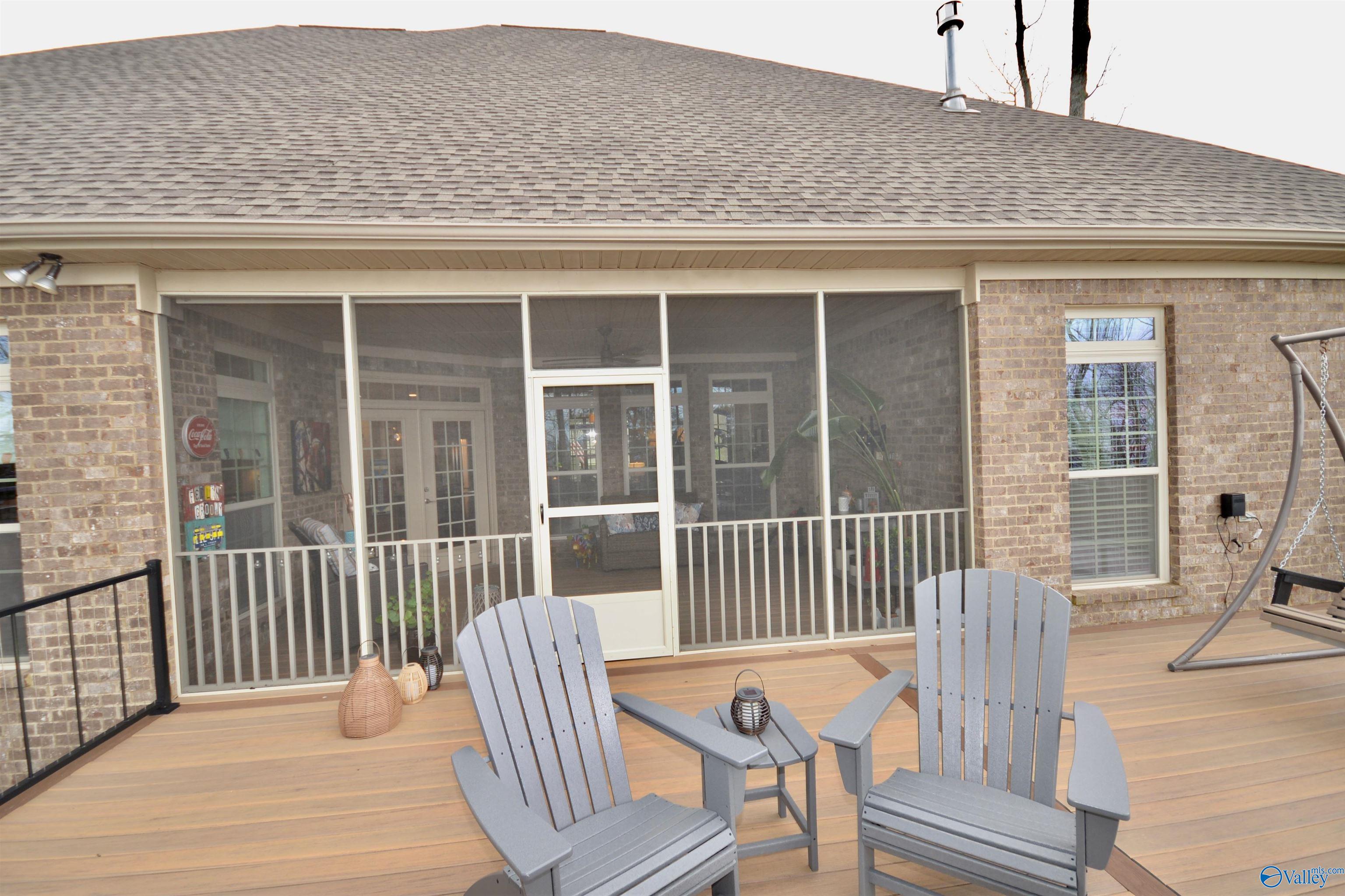 25 Ridge Bluff Circle SE