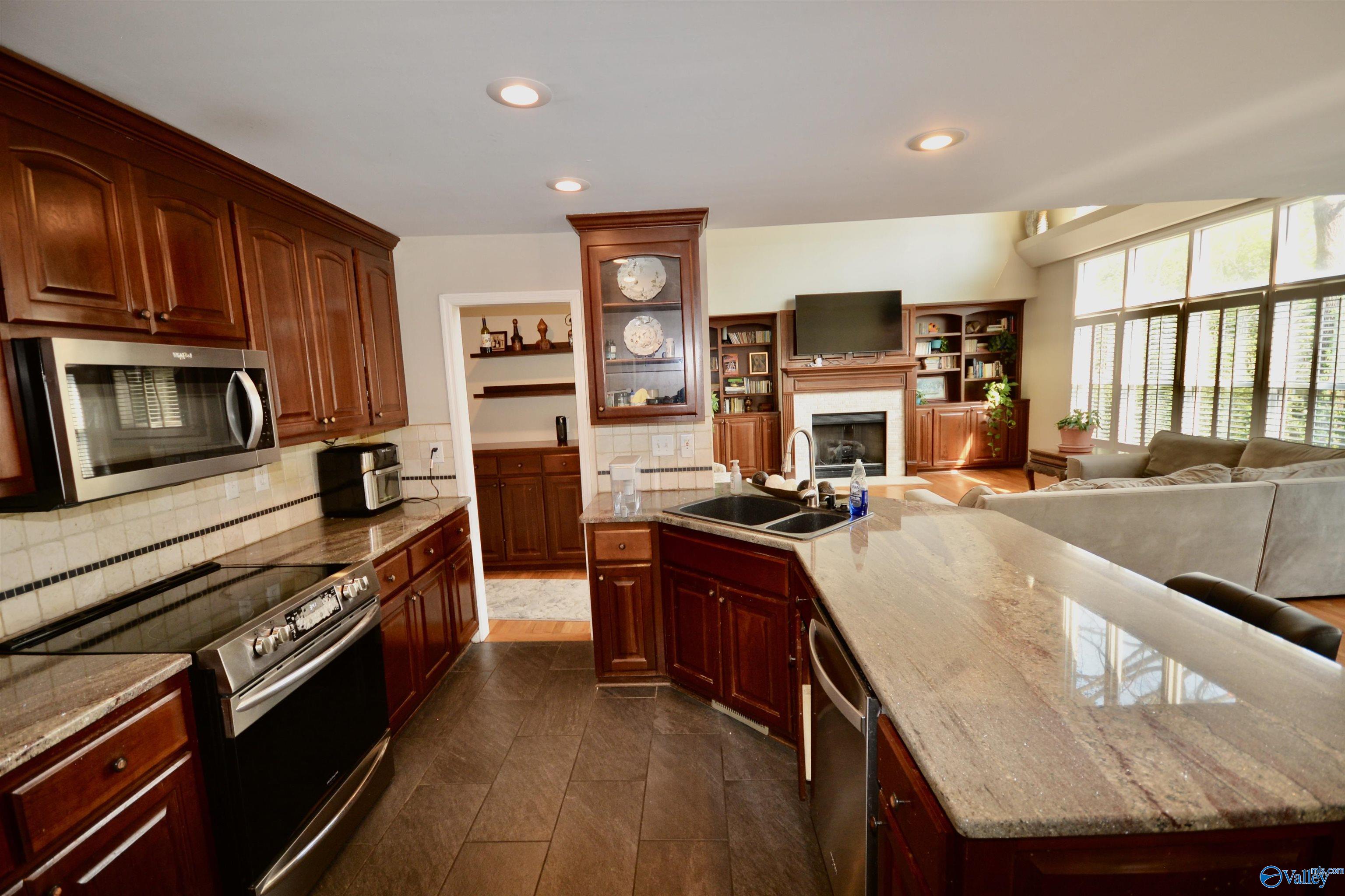 1818 Gallop Drive SE