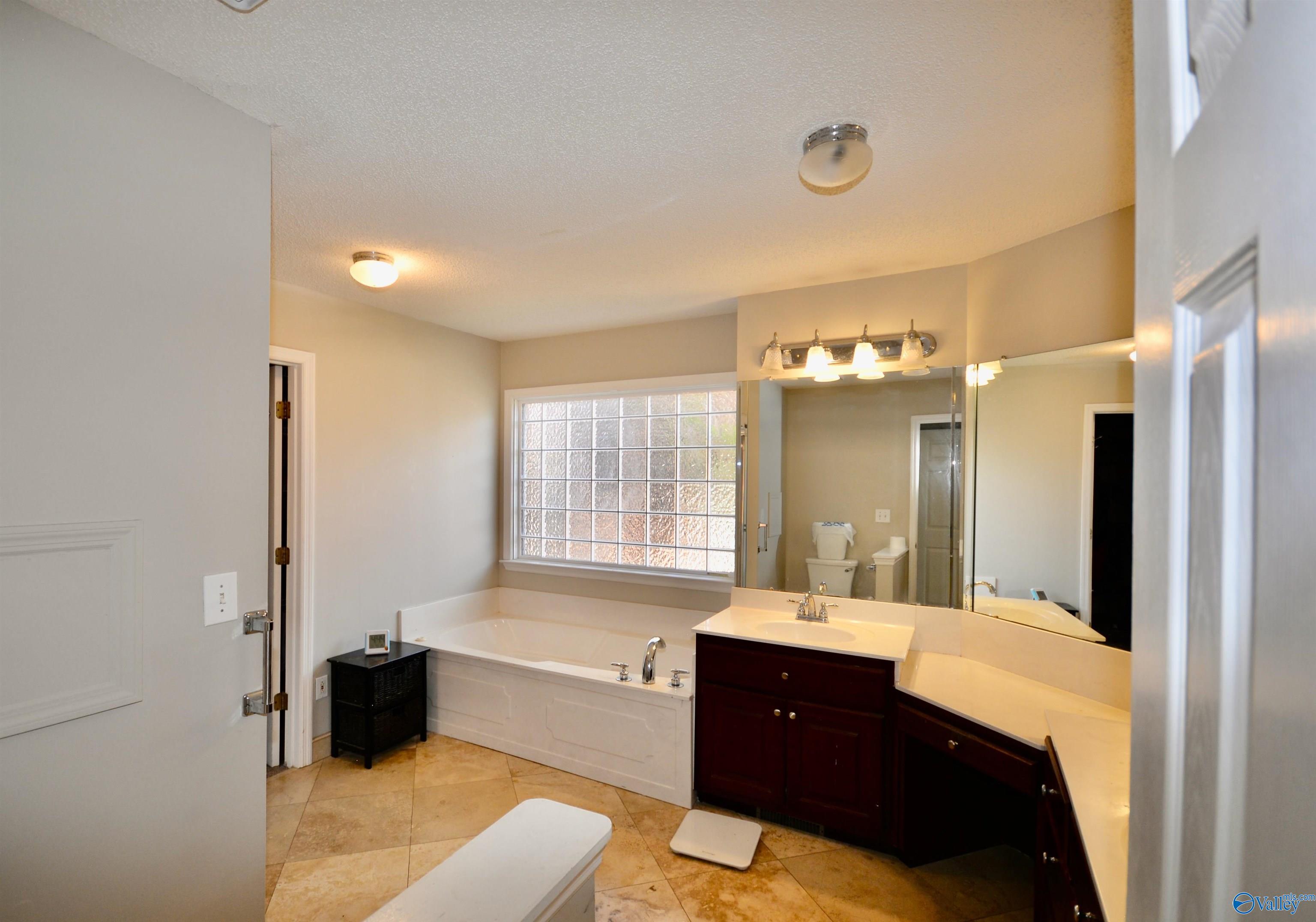 1818 Gallop Drive SE