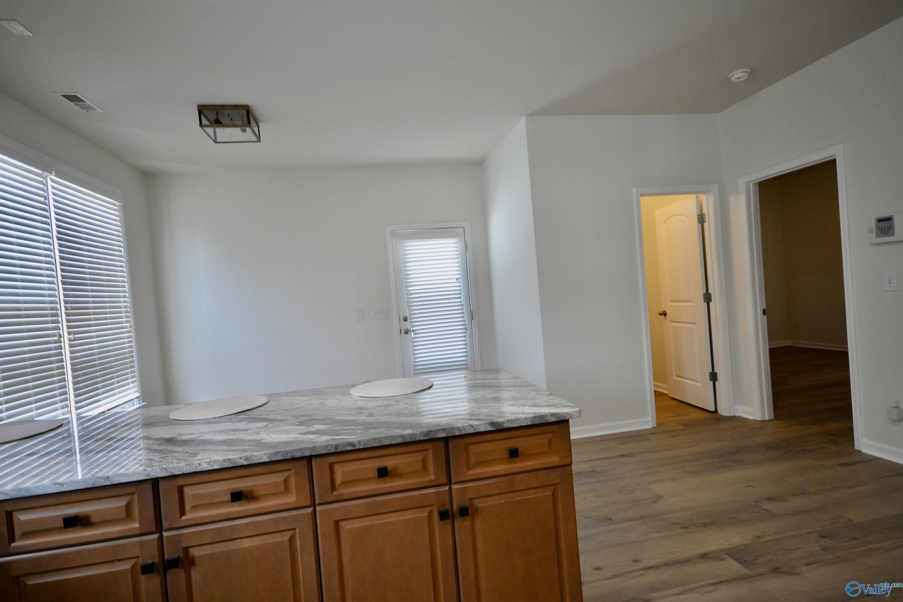 307 Acorn Grove Lane SW