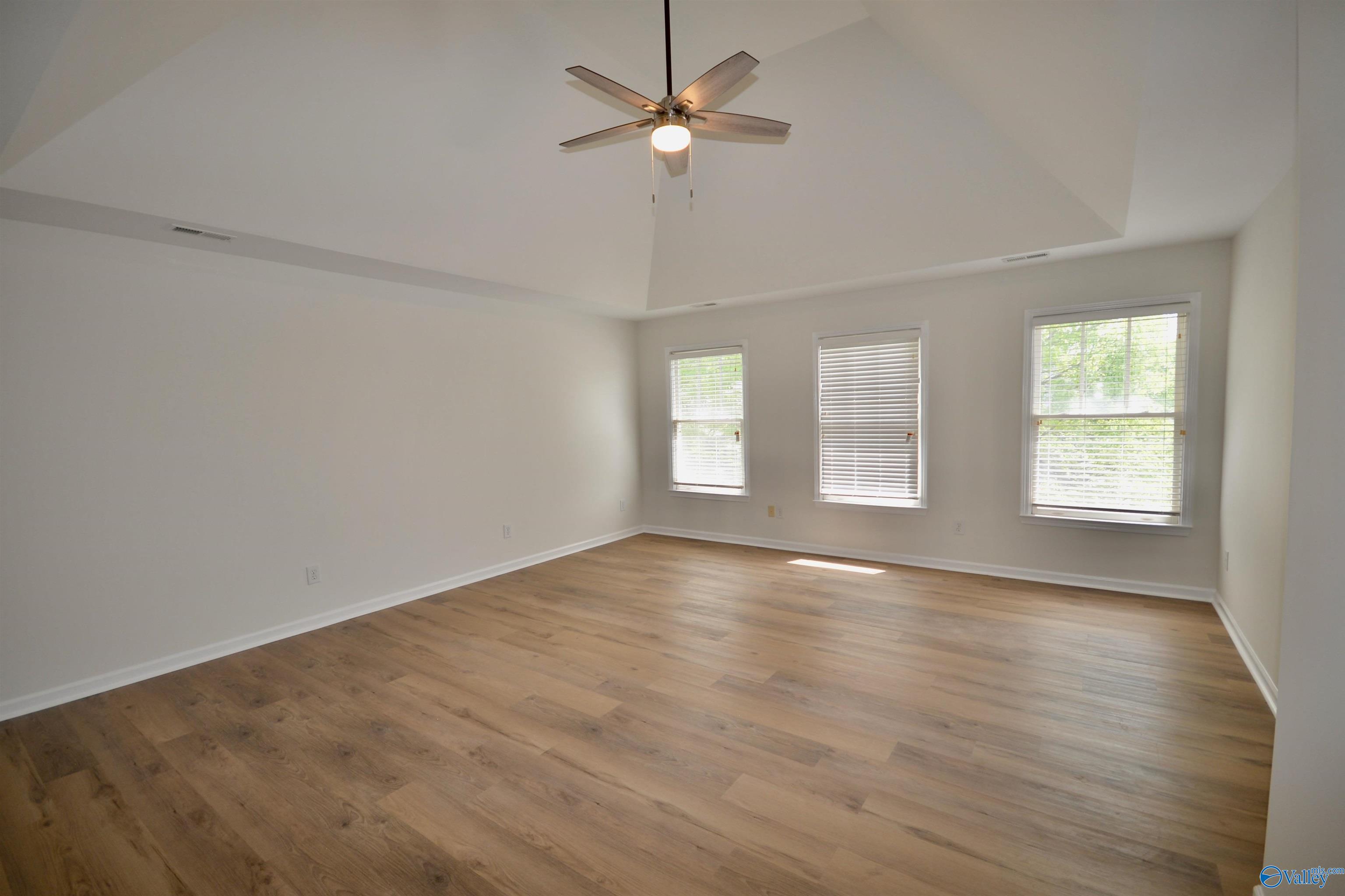 307 Acorn Grove Lane SW
