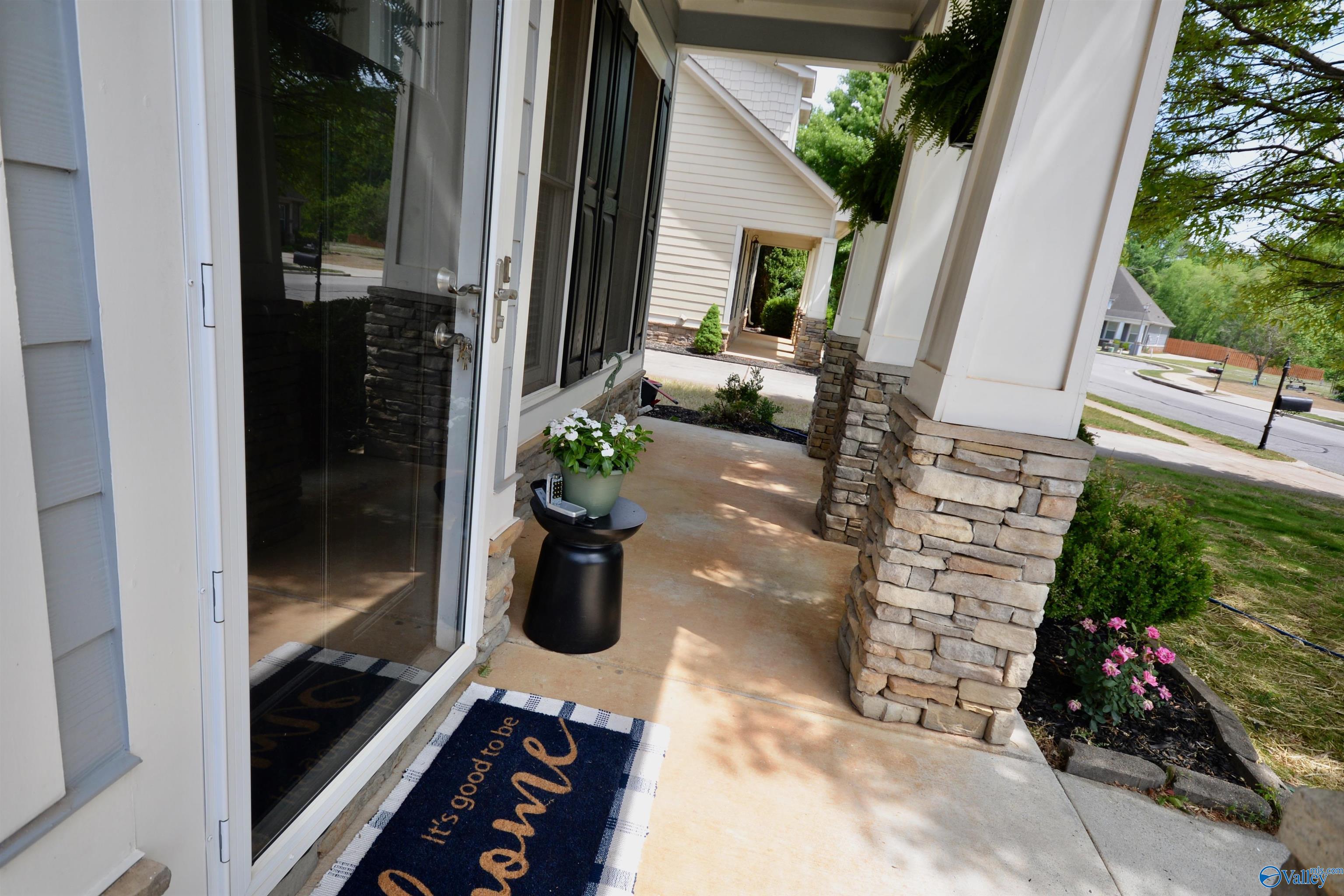 307 Acorn Grove Lane SW