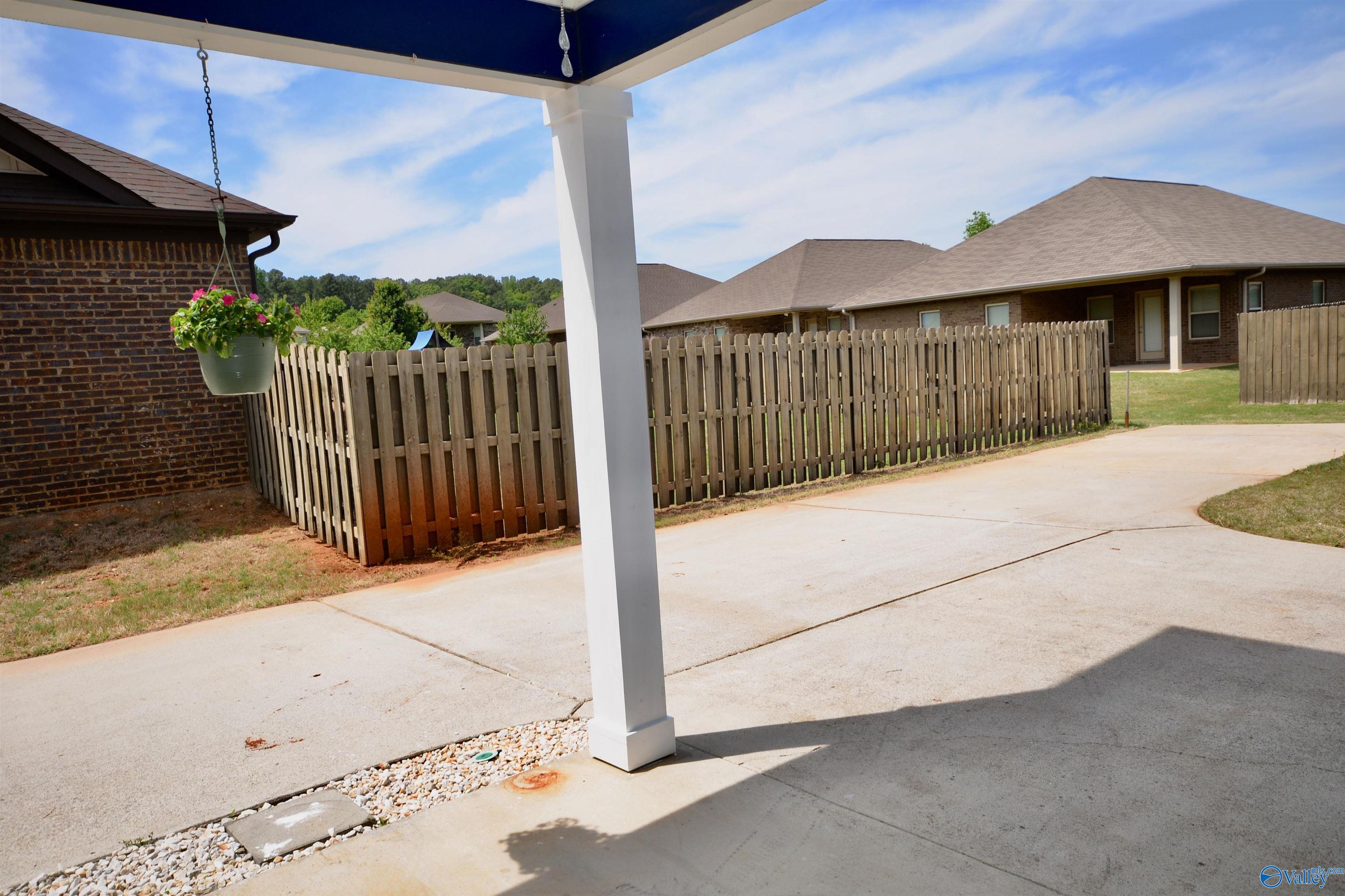 307 Acorn Grove Lane SW