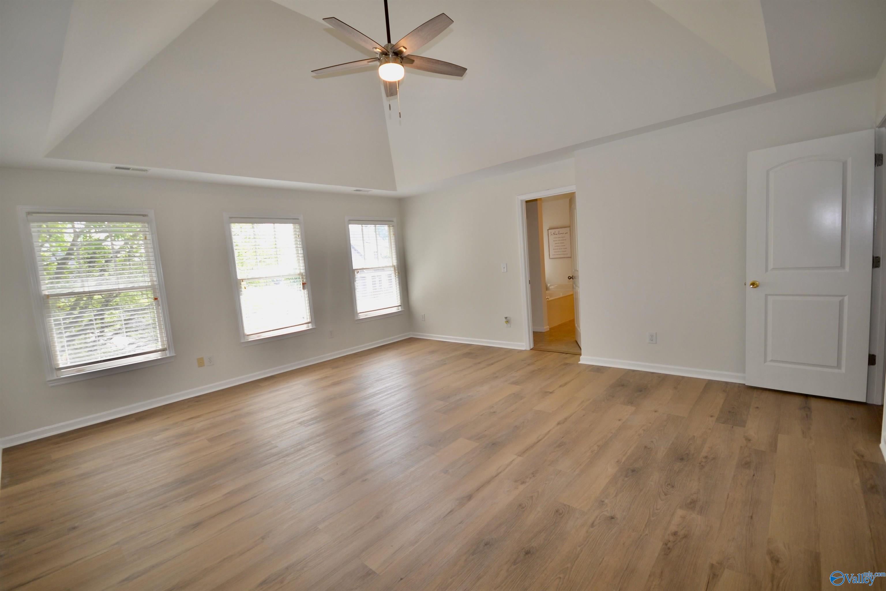 307 Acorn Grove Lane SW