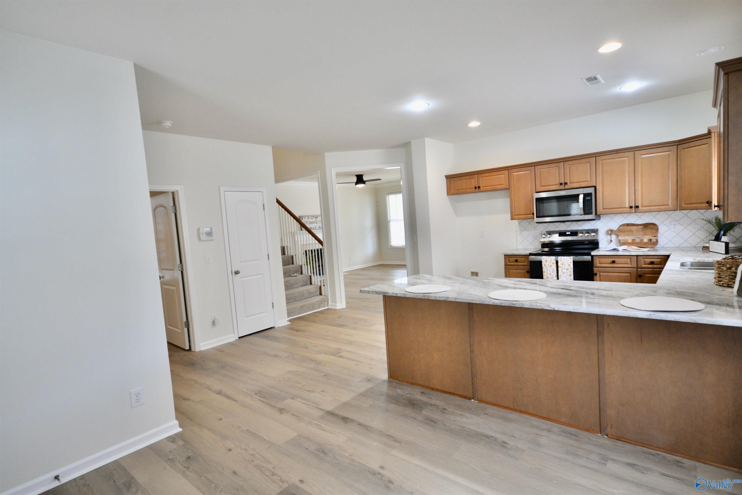 307 Acorn Grove Lane SW