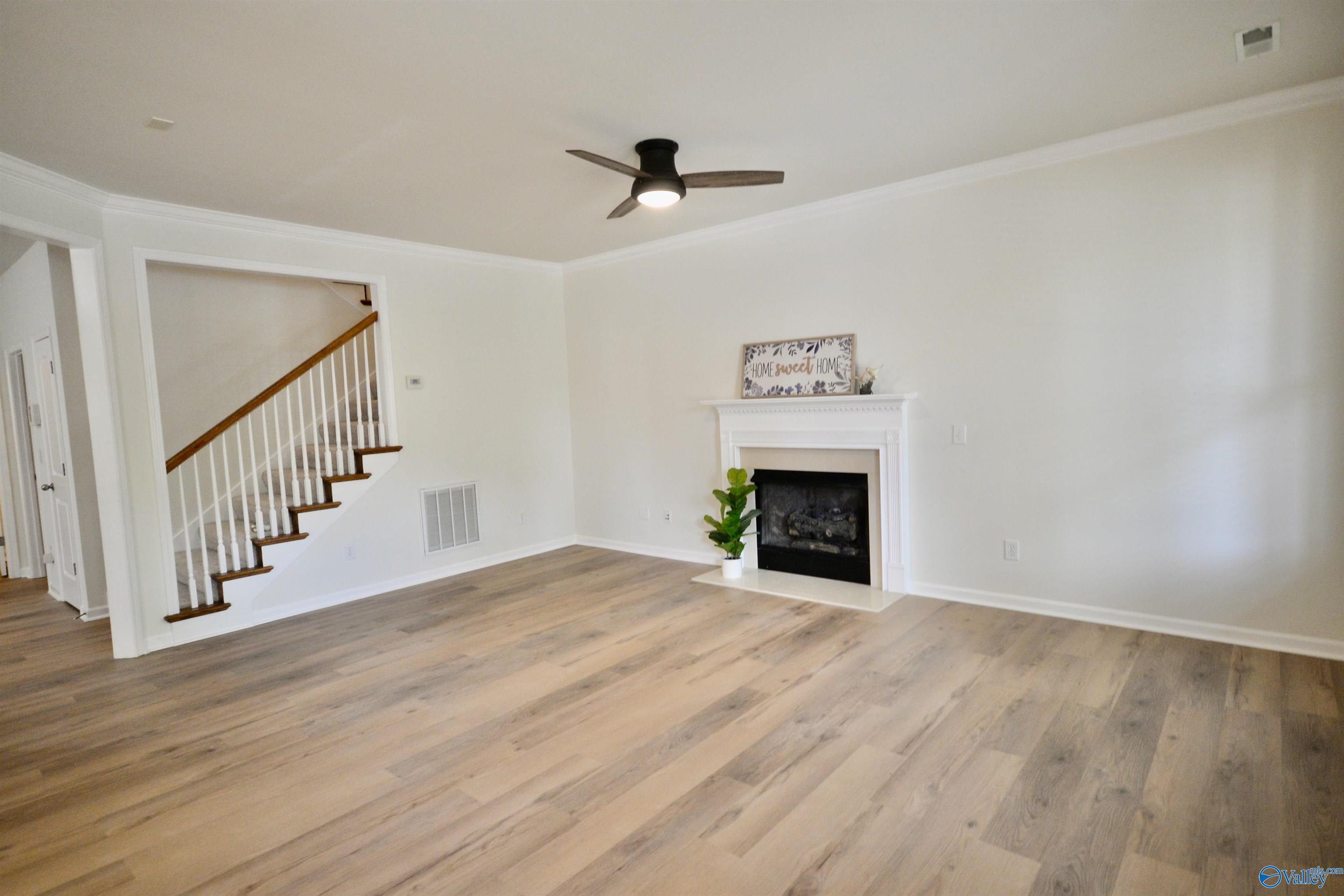 307 Acorn Grove Lane SW