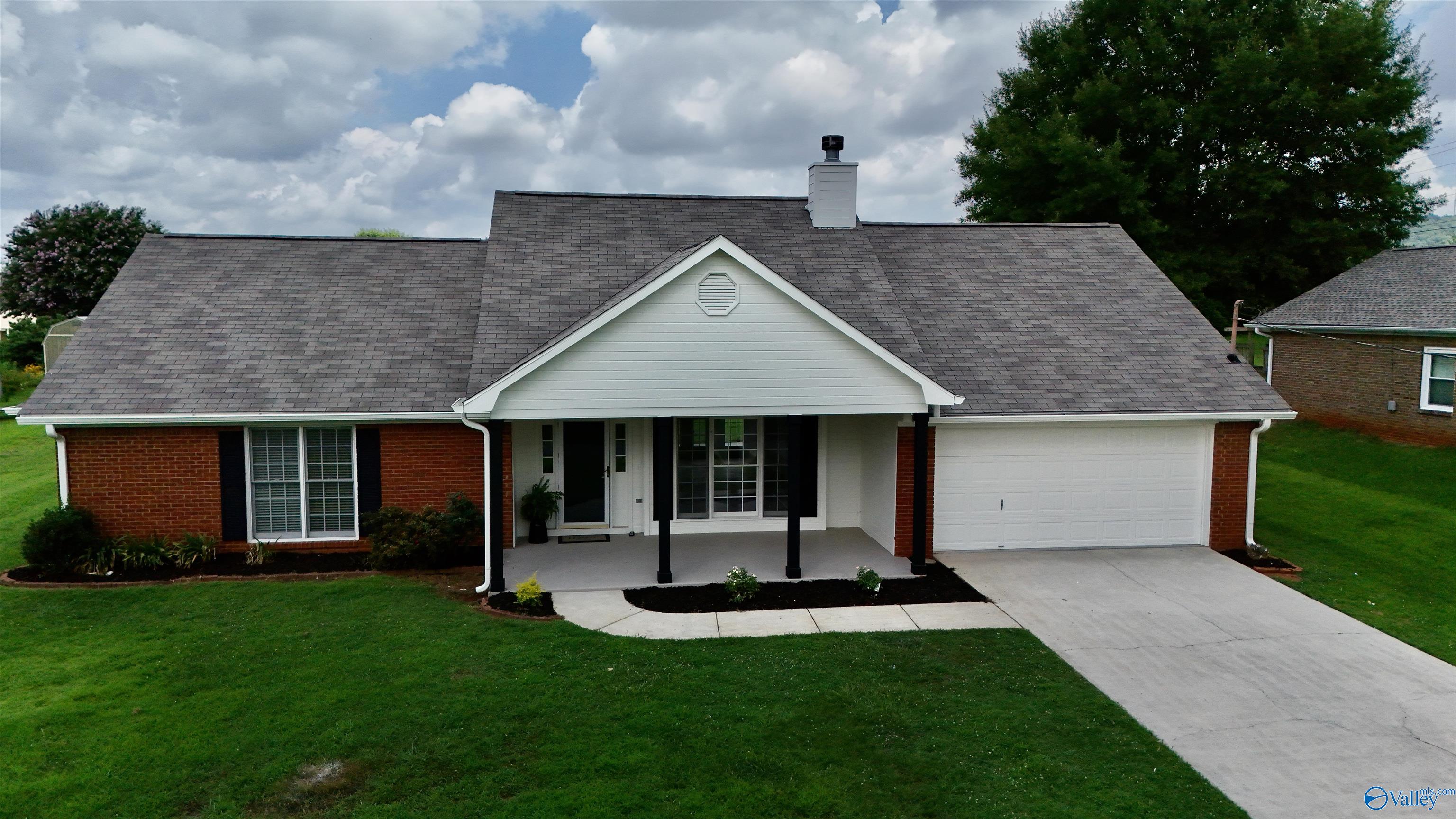 213 Sweet Bay Court