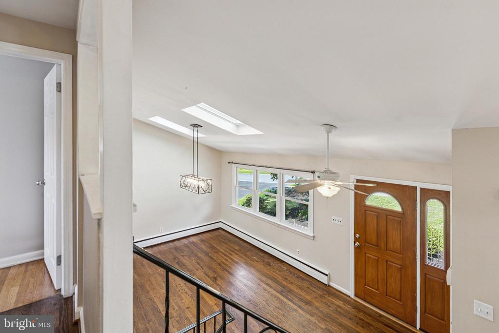 2108 PEACHTREE DRIVE