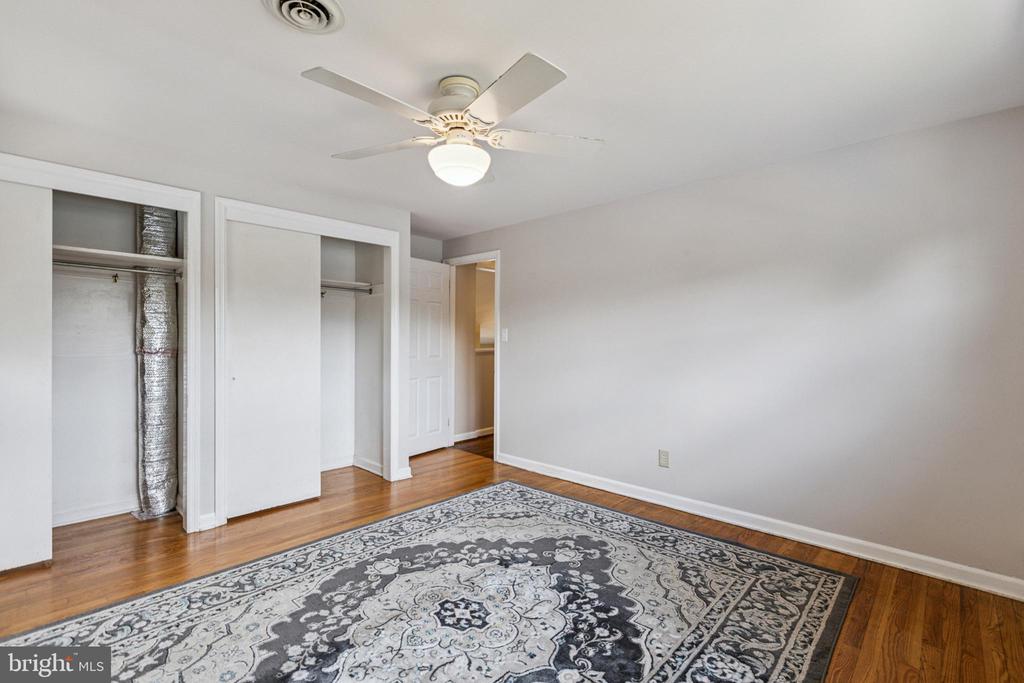 2108 PEACHTREE DRIVE