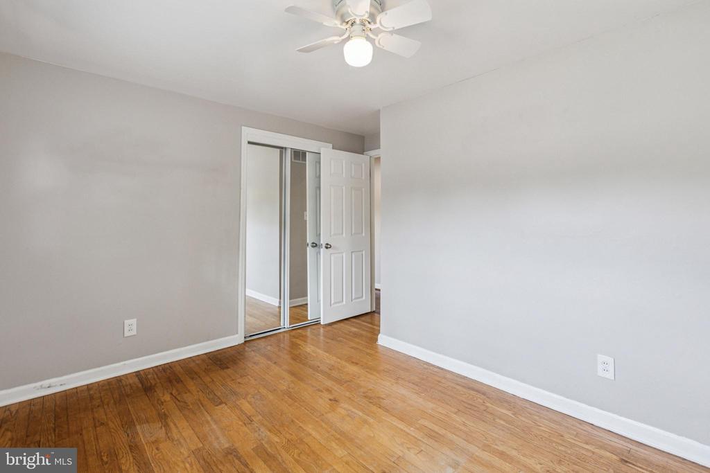 2108 PEACHTREE DRIVE