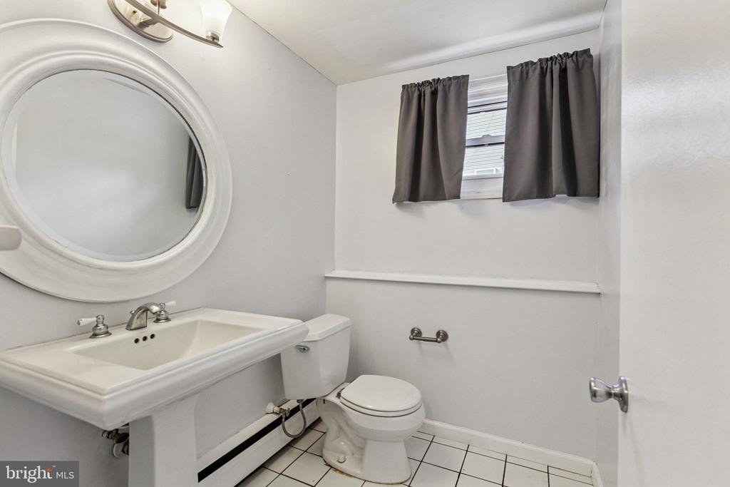 2108 PEACHTREE DRIVE