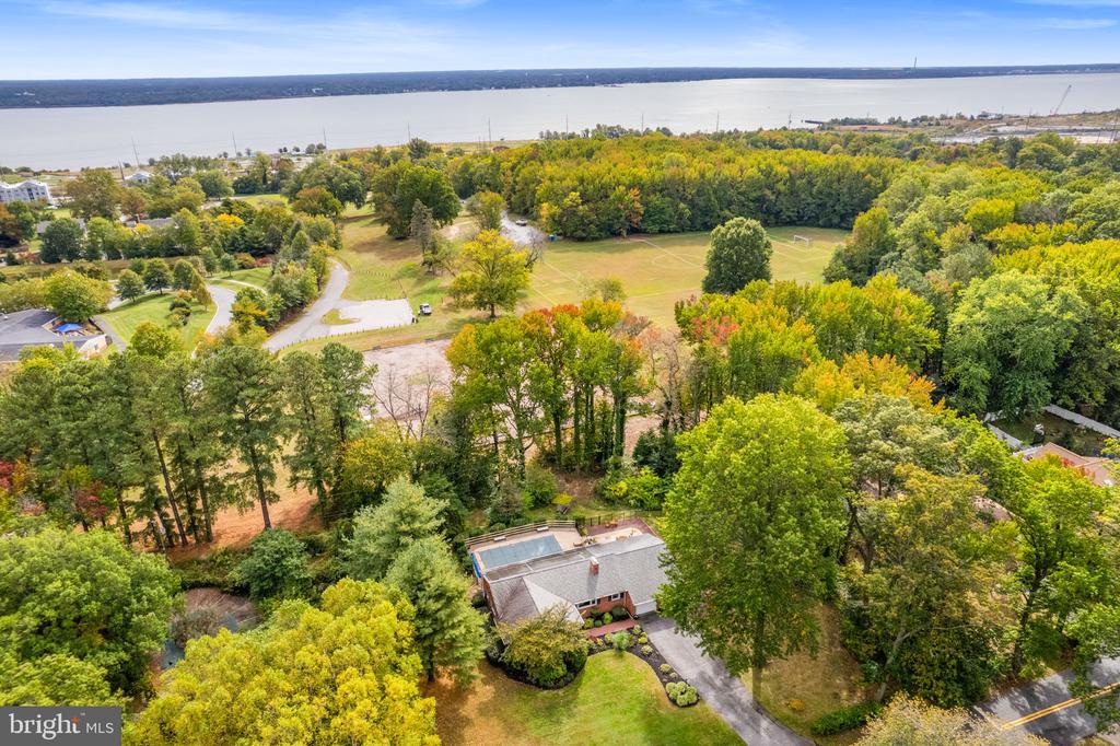 600 RIVER ROAD