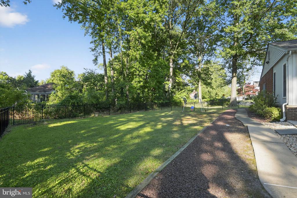 600 RIVER ROAD