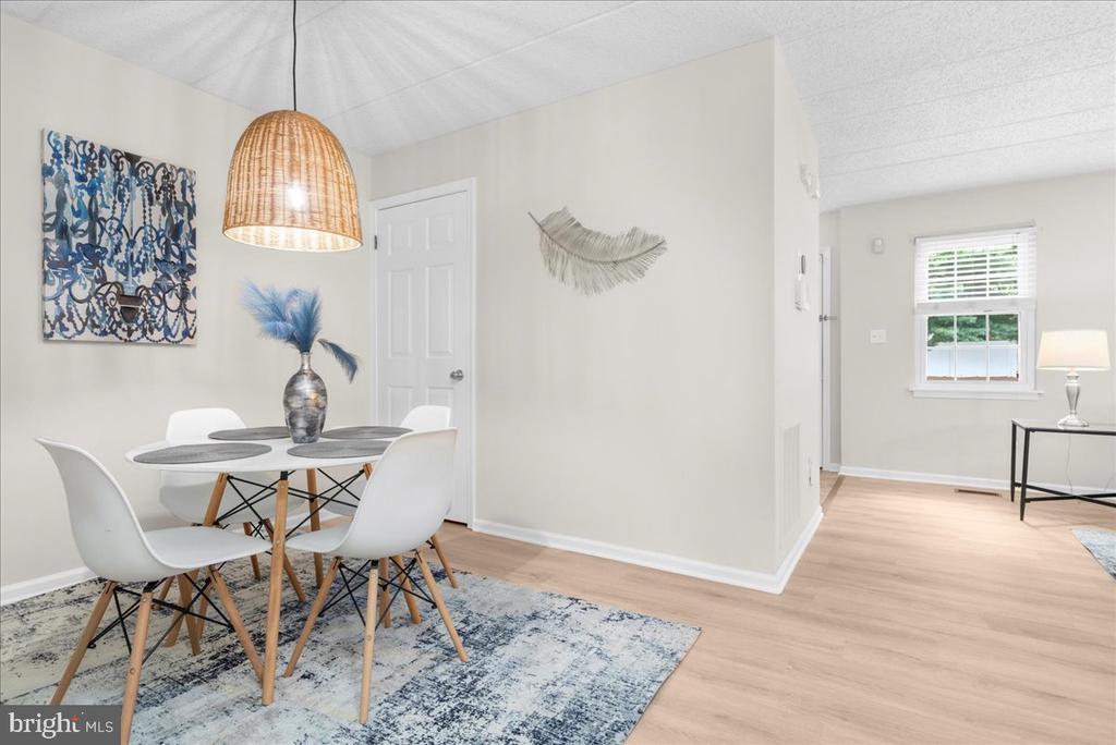 750 E MARSHALL STREET Unit: 302