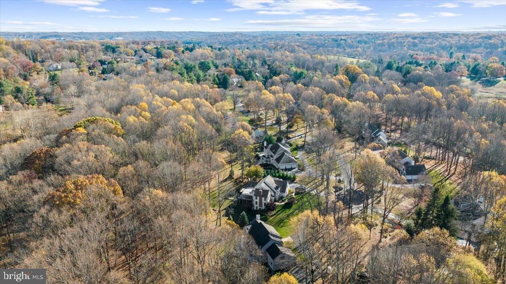 1662 WATERGLEN DRIVE