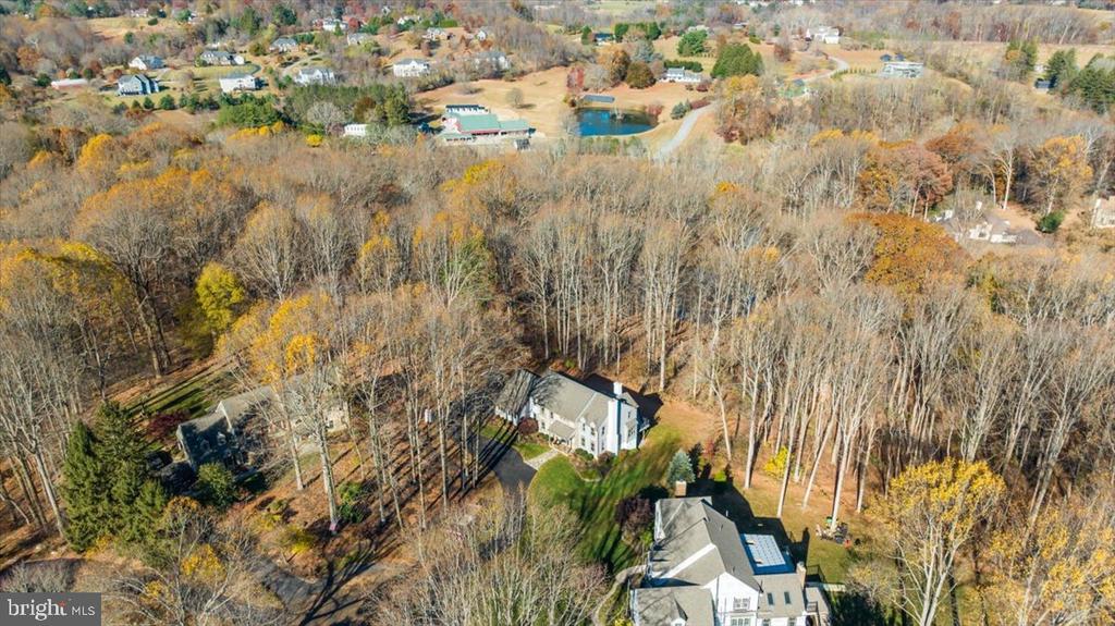 1662 WATERGLEN DRIVE