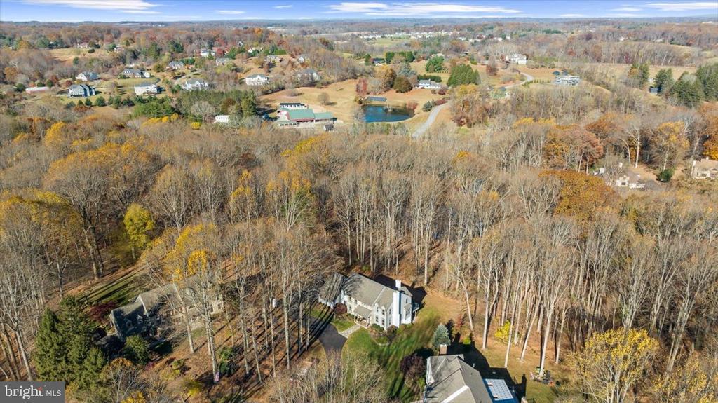 1662 WATERGLEN DRIVE