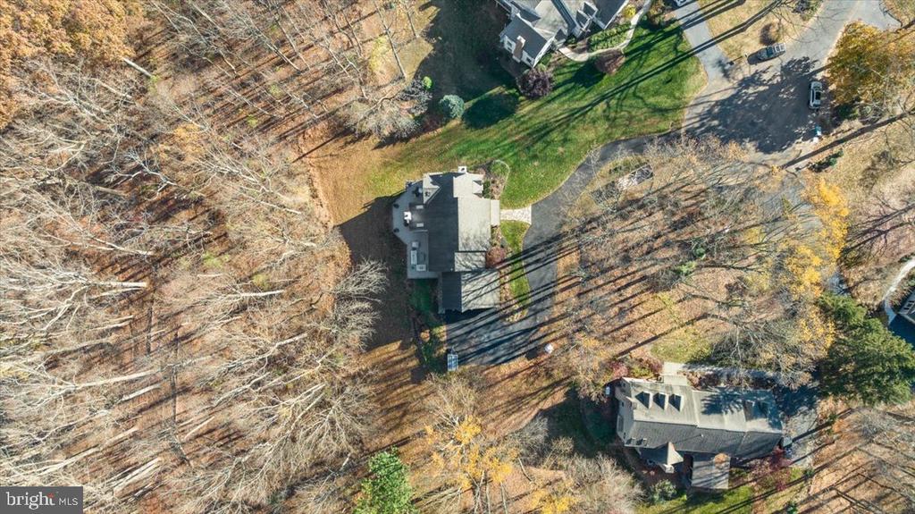 1662 WATERGLEN DRIVE