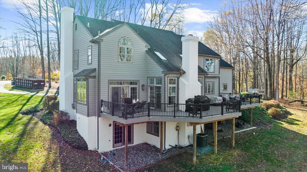 1662 WATERGLEN DRIVE