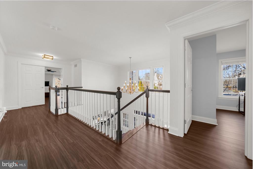 605 PERRY DRIVE