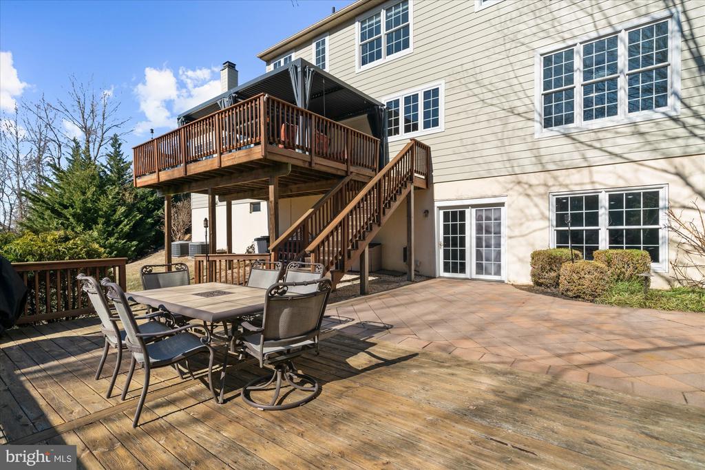 605 PERRY DRIVE
