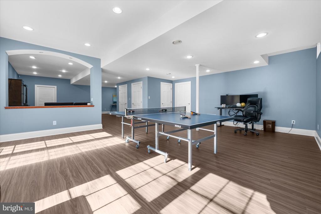 605 PERRY DRIVE