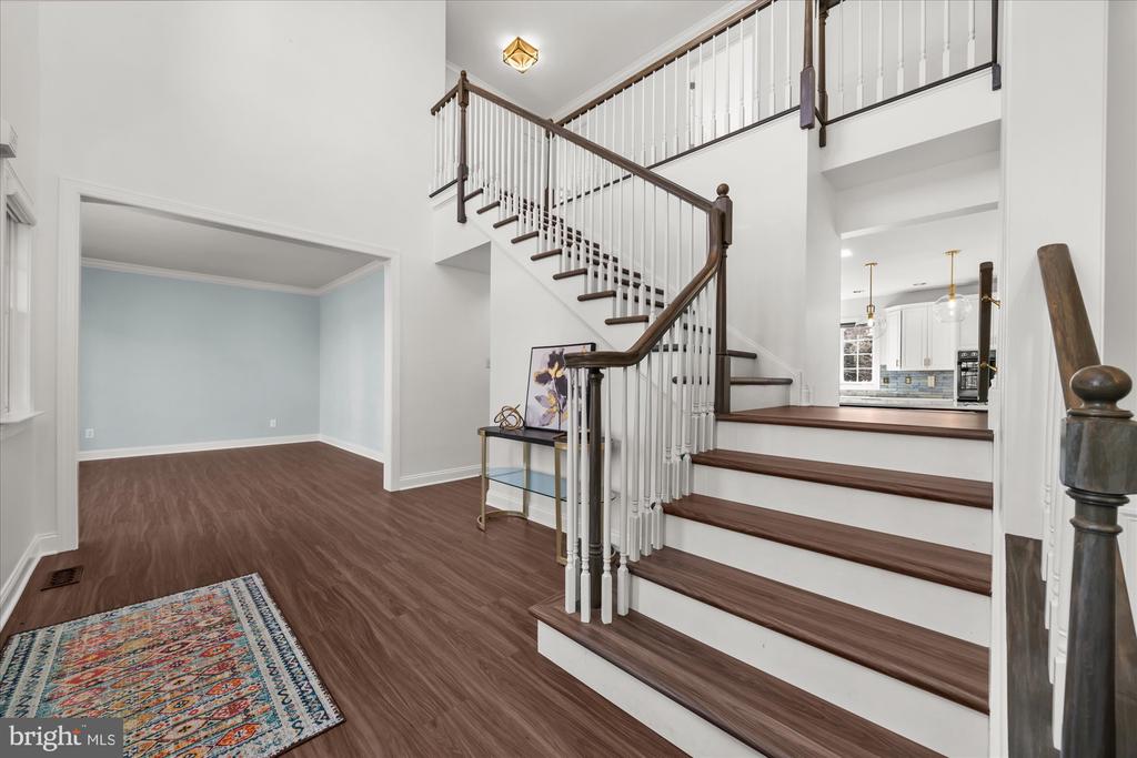 605 PERRY DRIVE