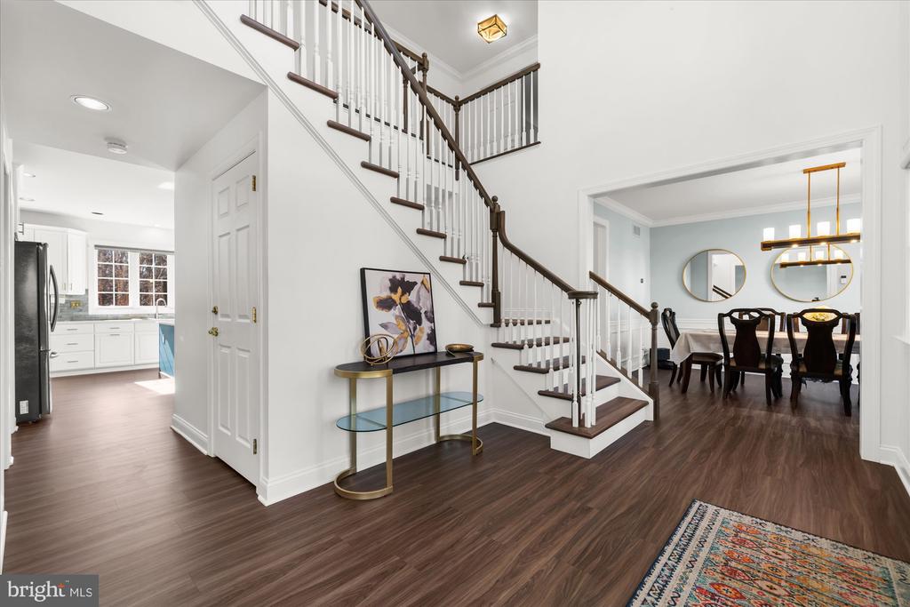 605 PERRY DRIVE