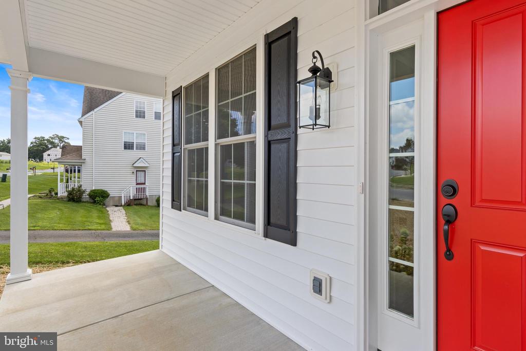 297 BEAUMONT DRIVE