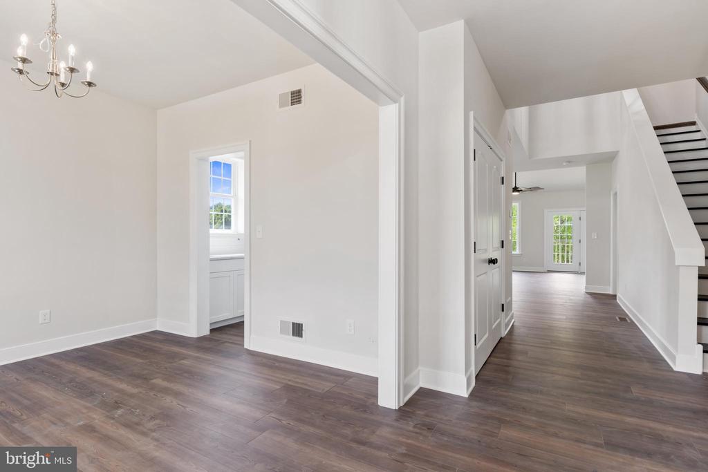 297 BEAUMONT DRIVE